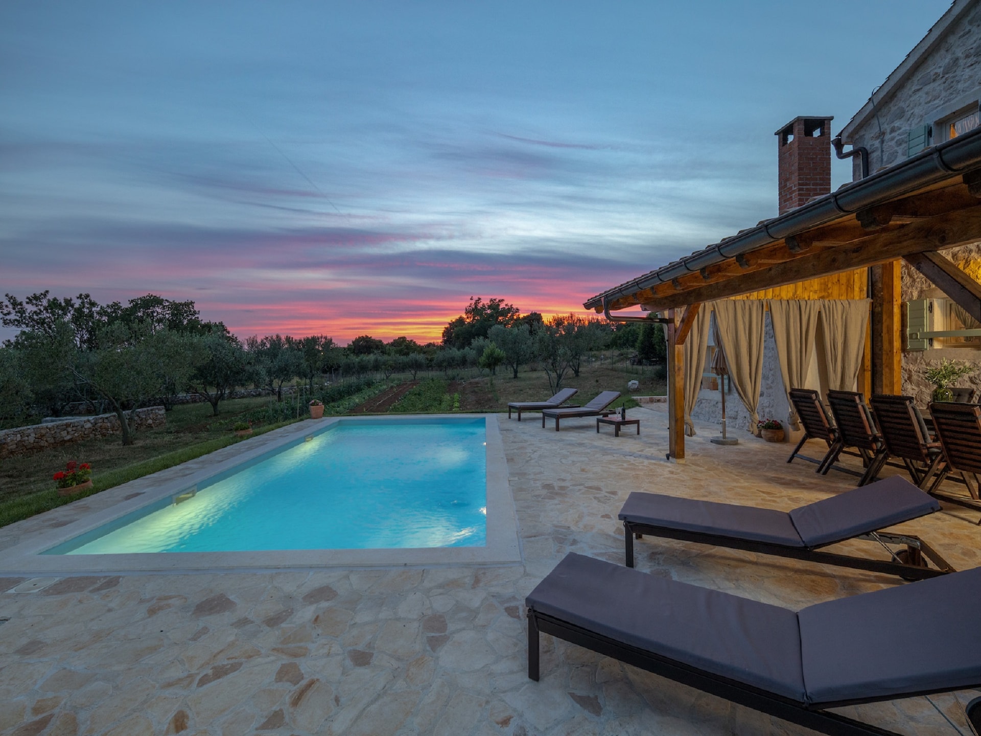 8-persoons villa met privézwembad in Posedarje - foto 11
