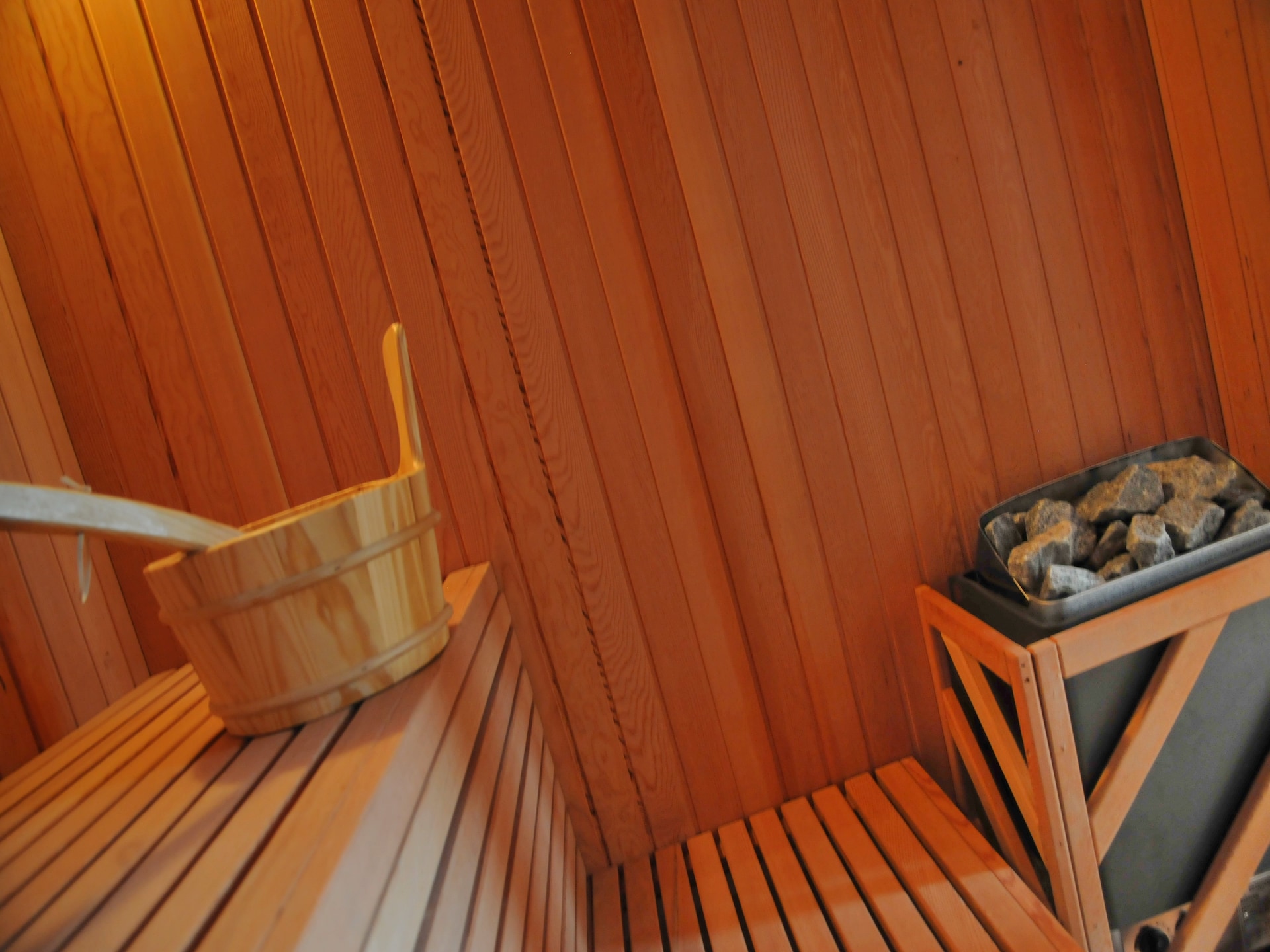 In het centrum van Bastogne: 8-persoons vakantiehuis Stone Lodge - foto 24