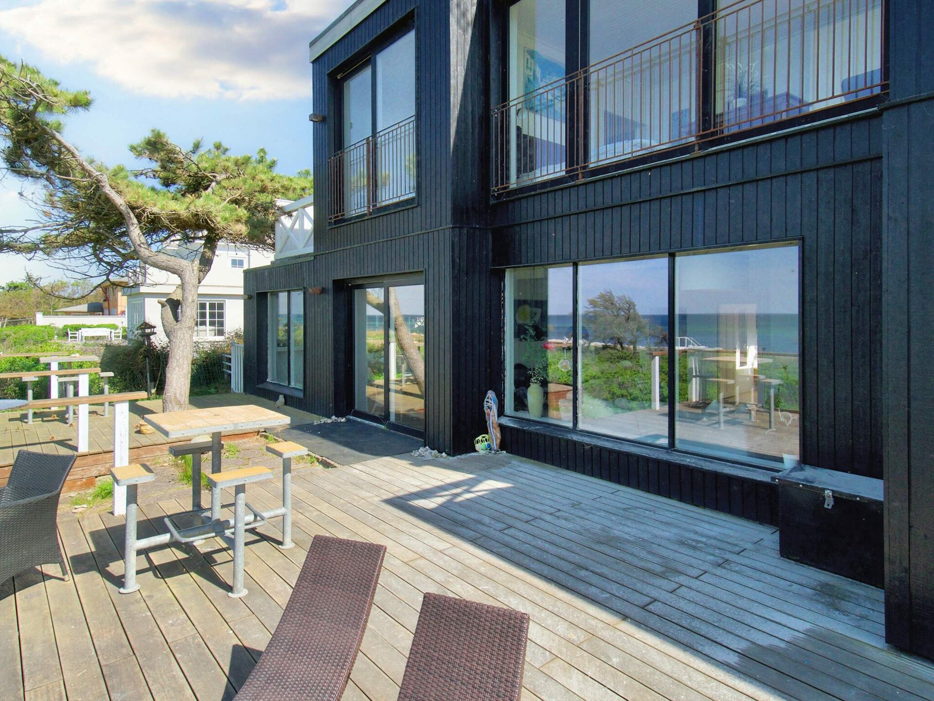 Luxe vakantiehuis direct aan zee in Græsted met panoramisch uitzicht voor 12 personen - foto 2