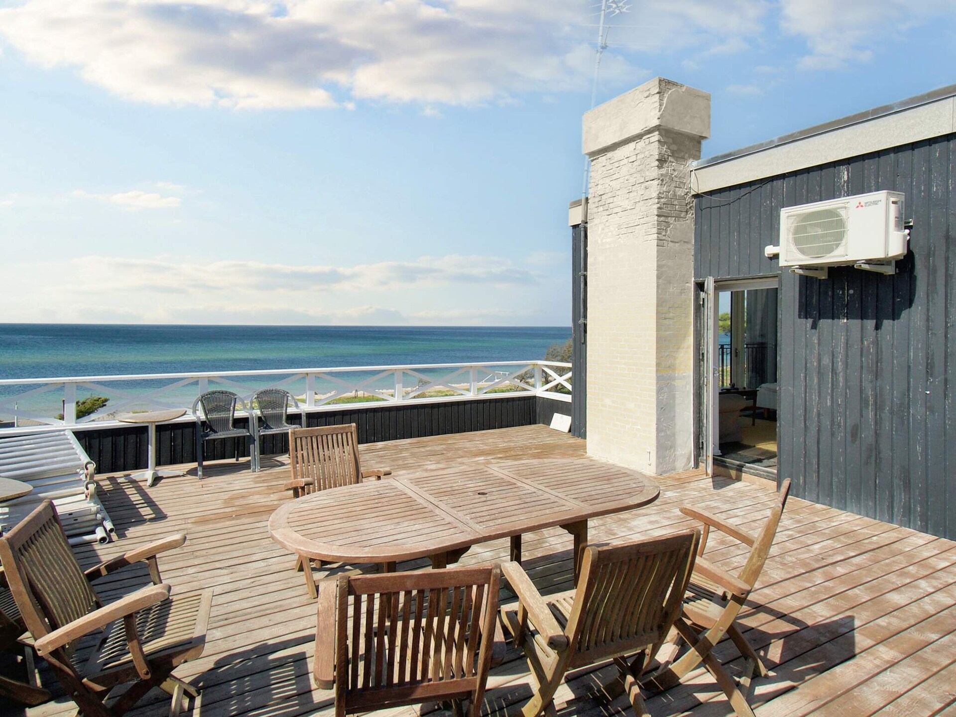 Luxe vakantiehuis direct aan zee in Græsted met panoramisch uitzicht voor 12 personen - foto 7
