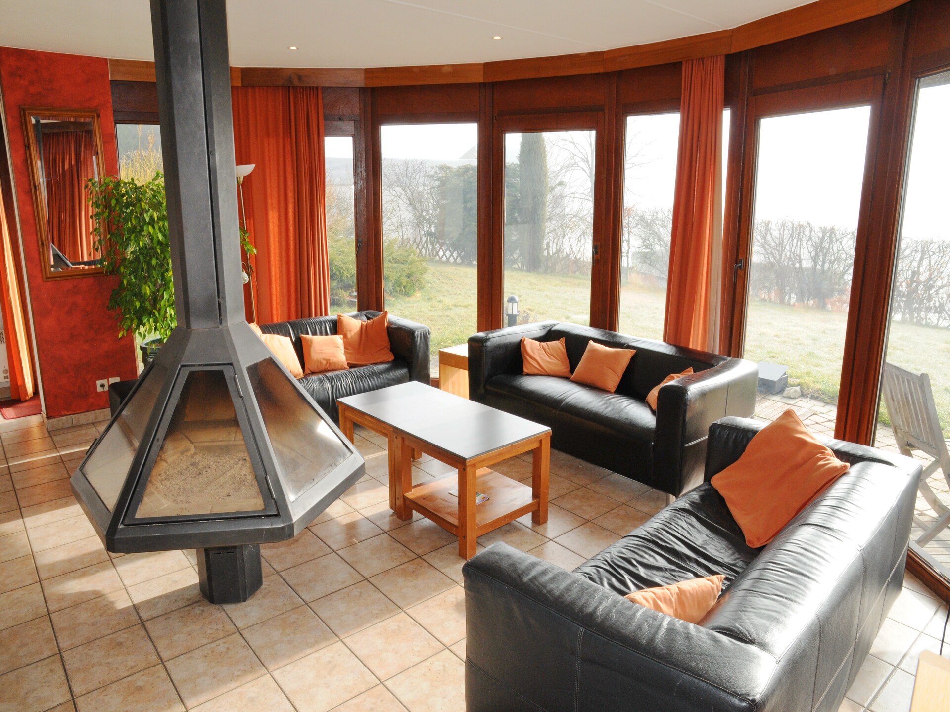 Vrijstaand vakantiehuis voor 11 personen met privézwembad en sauna in Somme-Leuze - foto 3