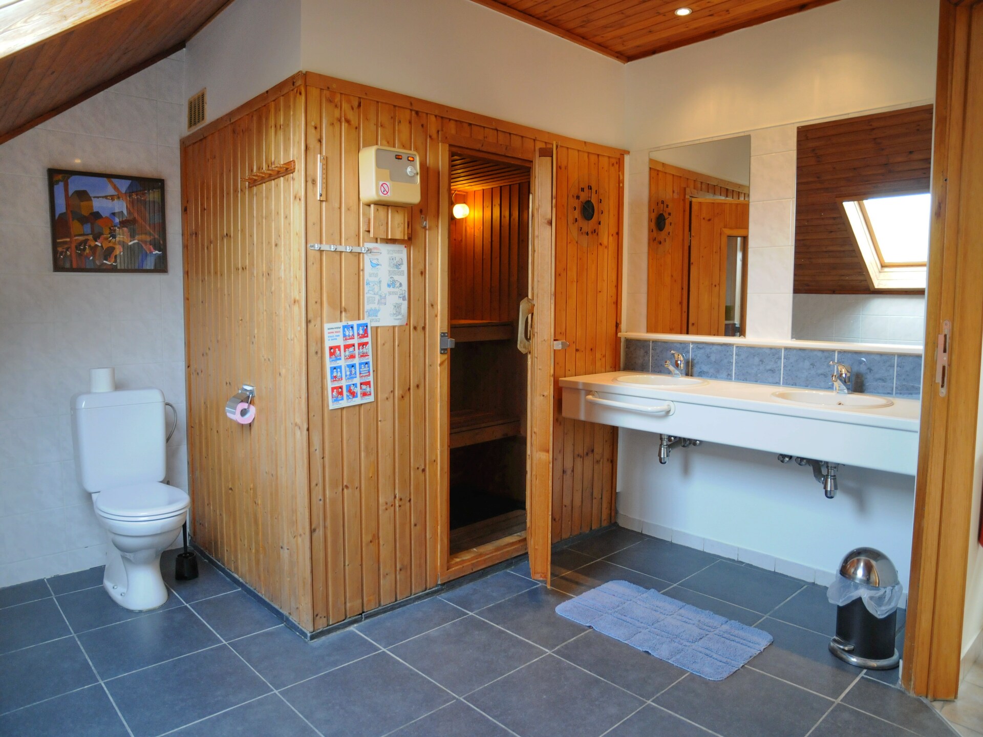 Vrijstaand vakantiehuis voor 11 personen met privézwembad en sauna in Somme-Leuze - foto 18