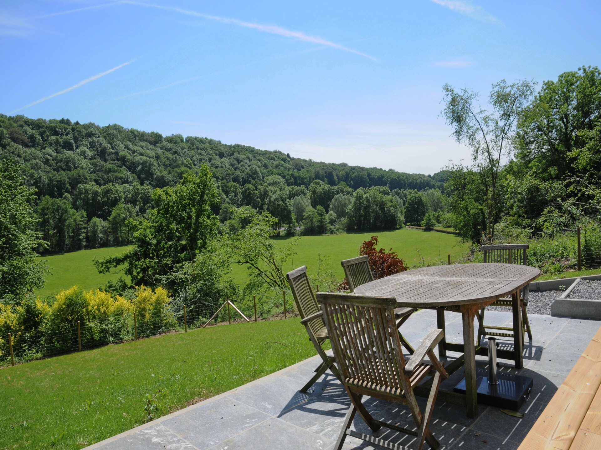 Knus chalet aan de Ourthe met omheinde tuin in Durbuy - foto 5