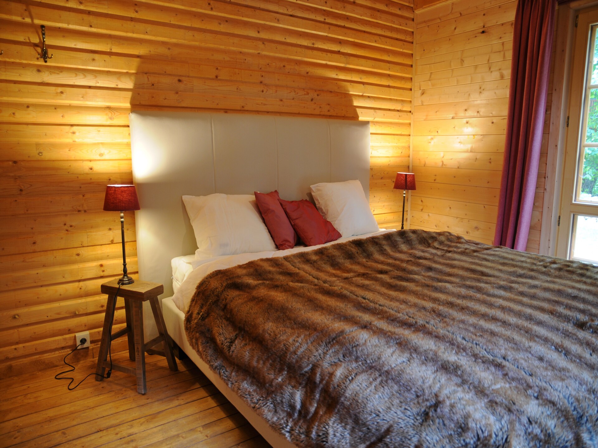 12-persoons chalet met houtkachel en speeltuin in Bomal-Sur-Ourthe - foto 13