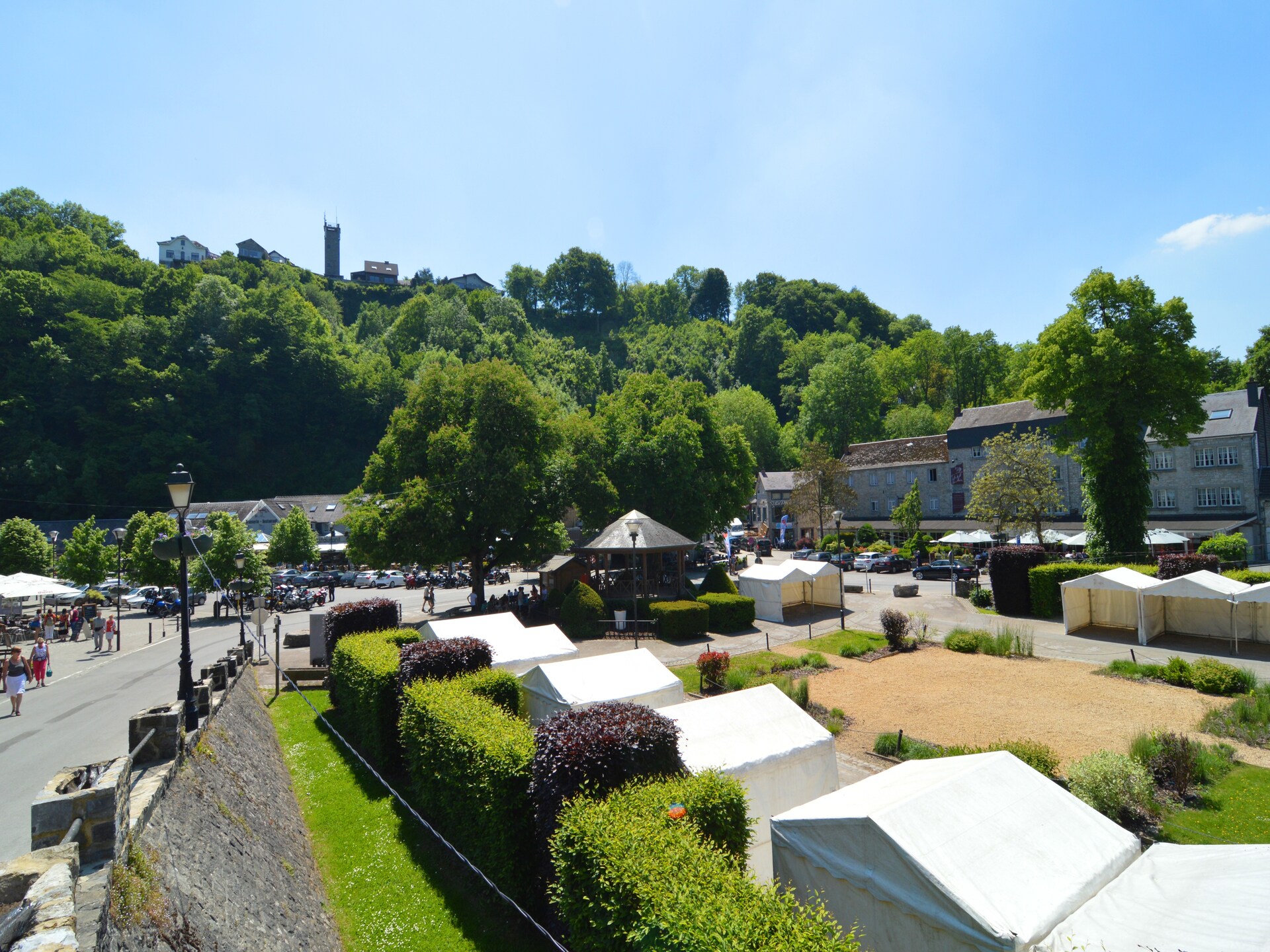 12-persoons chalet met houtkachel en speeltuin in Bomal-Sur-Ourthe - foto 21