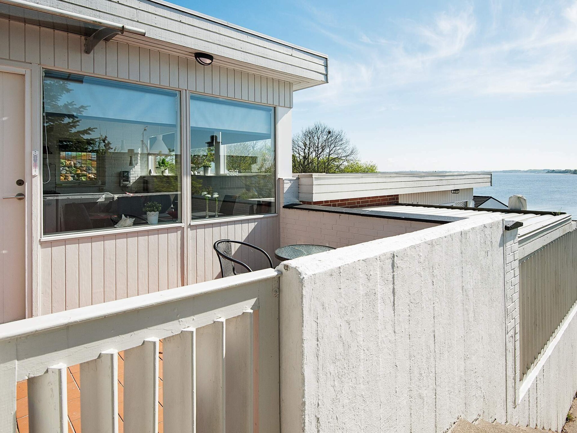 Aan zee: Modern appartement in Gråsten met uitzicht op de Förde - foto 4