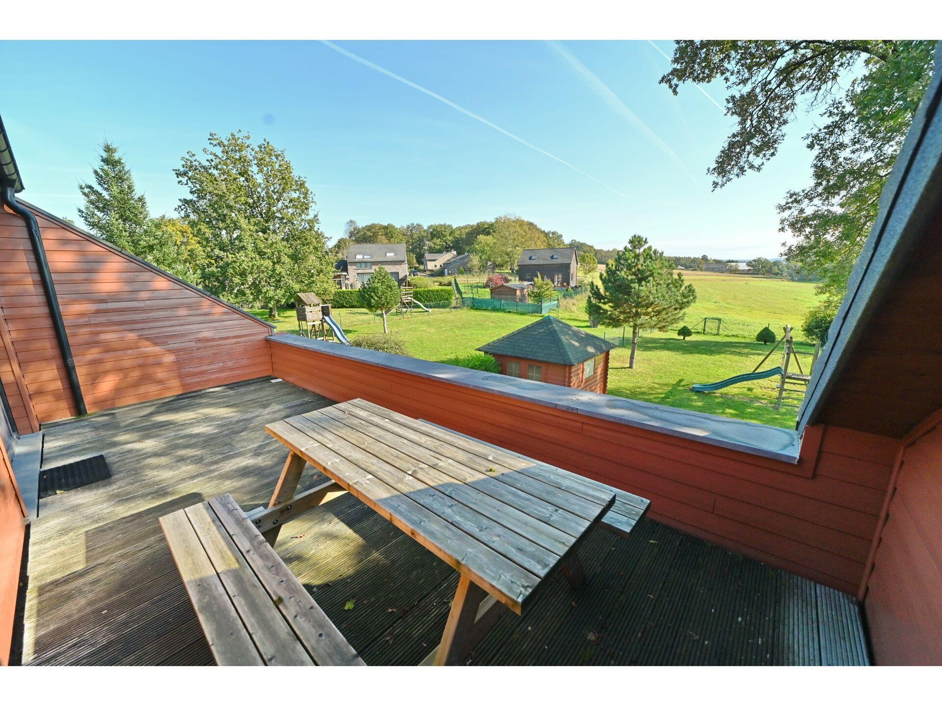 Vrijstaande houten villa Vivaldi met tuin op 1 km van centrum Durbuy - foto 5