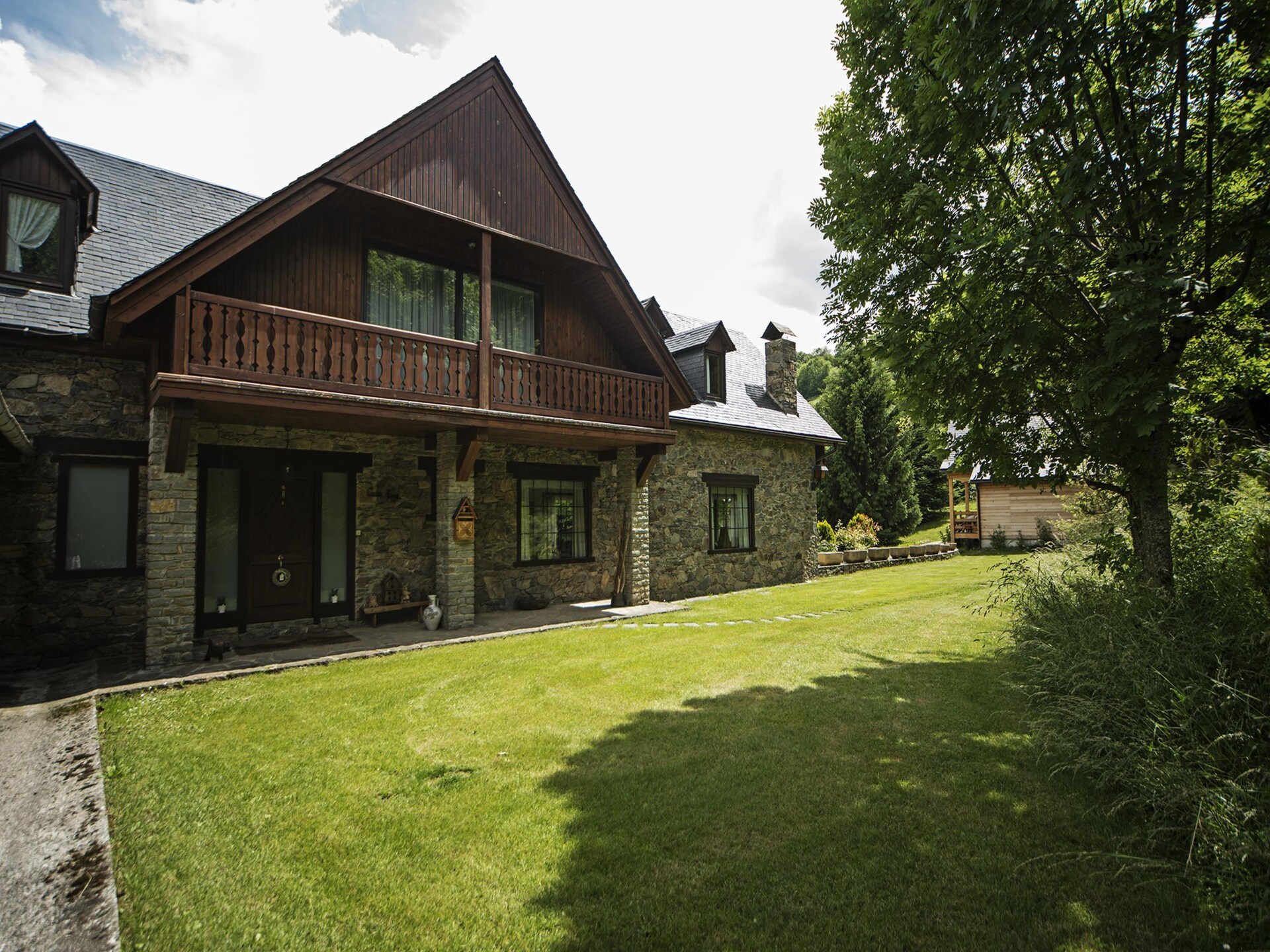 Casa Pepe 10: Ruim stenen huis met tuin en bergzicht in Vielha - foto 3