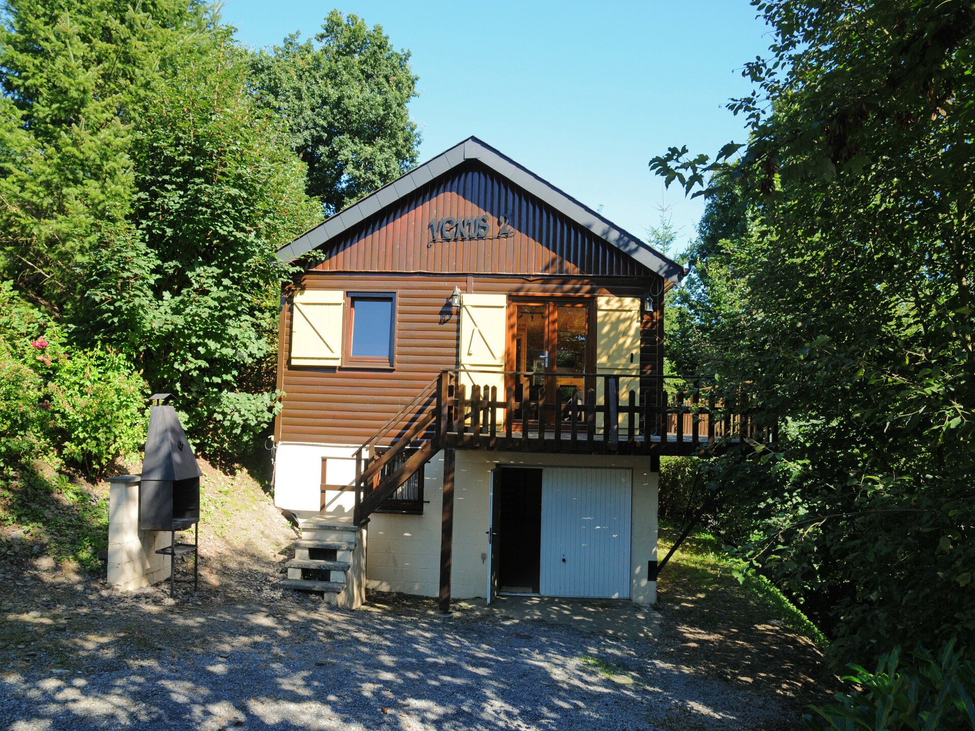Panoramisch chalet met sauna en uitzicht op de Ourthe in La Roche - foto 10