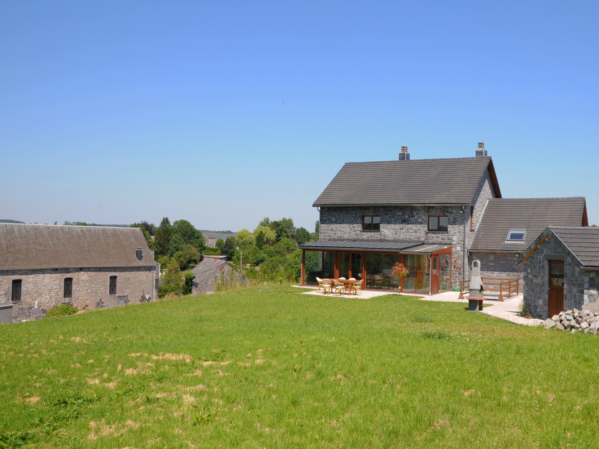 9-persoons natuursteenwoning met sauna en veranda in Bonsin - foto 7