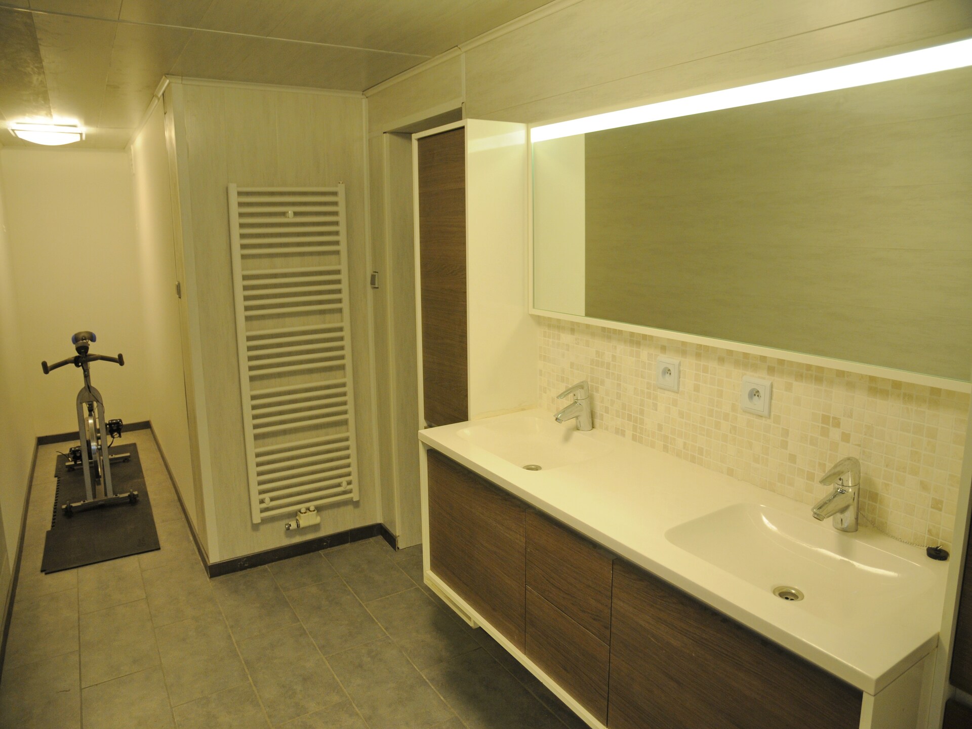 9-persoons natuursteenwoning met sauna en veranda in Bonsin - foto 18