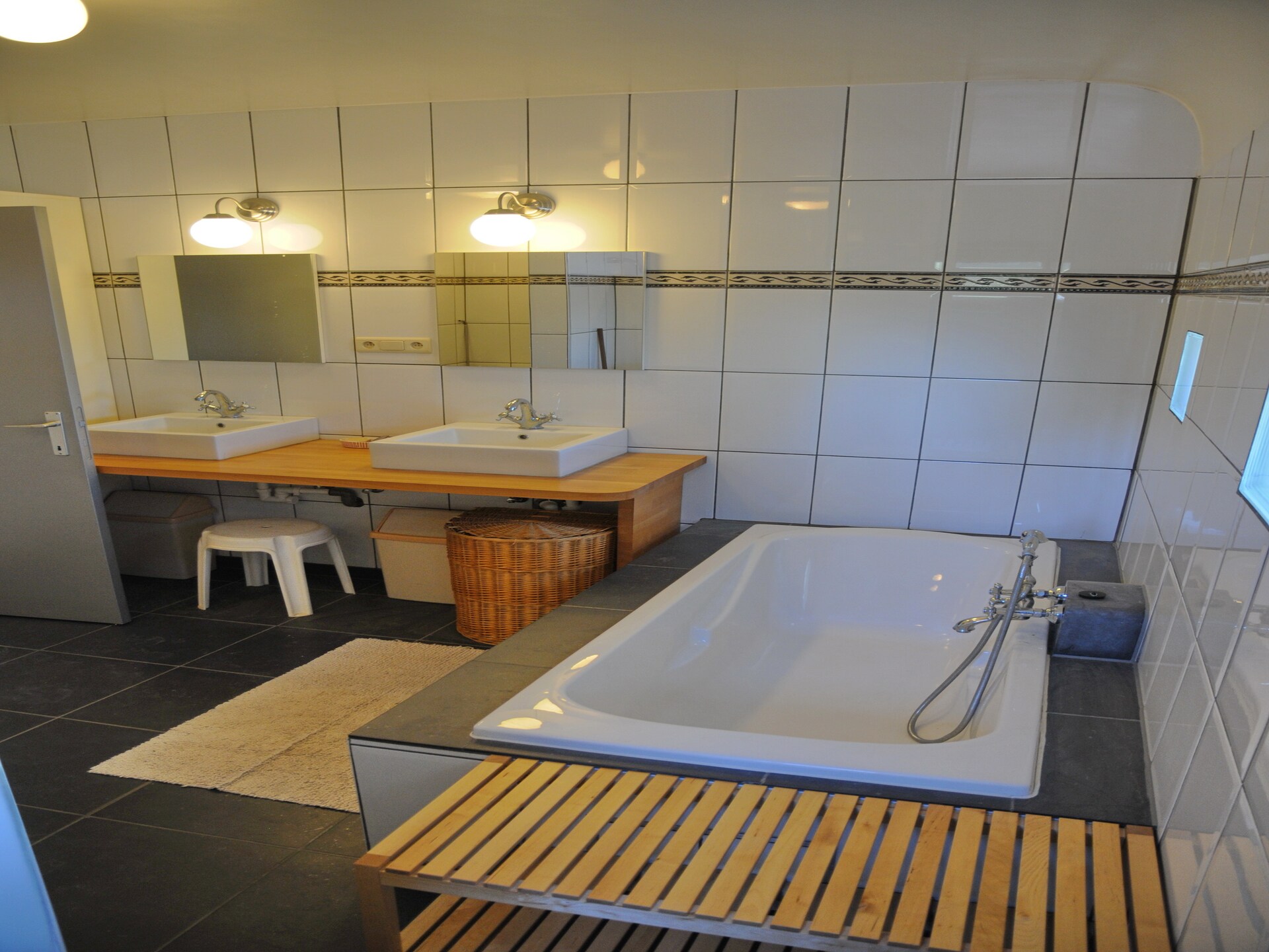 9-persoons natuursteenwoning met sauna en veranda in Bonsin - foto 16