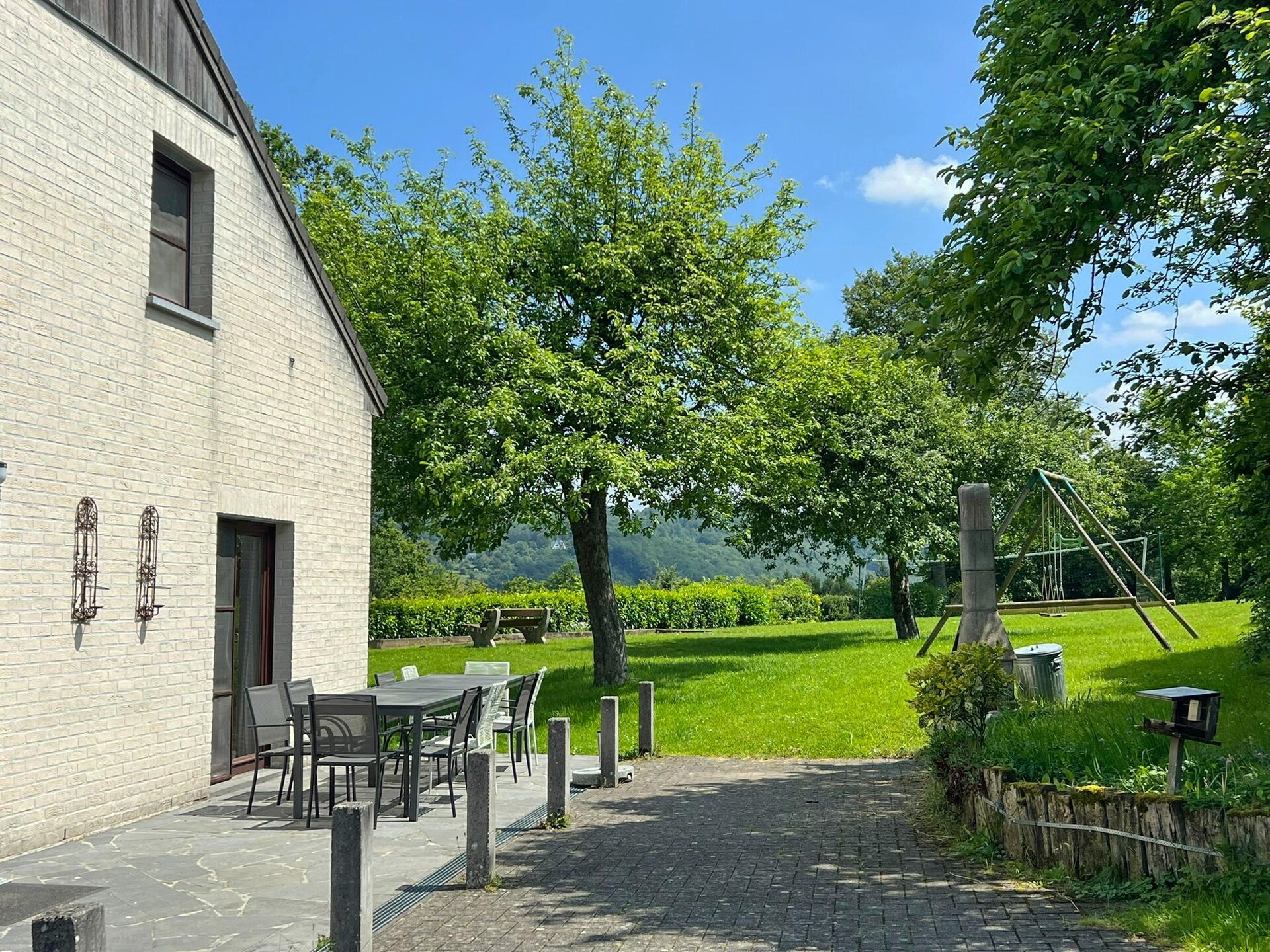 Ruim rolstoeltoegankelijk chalet voor 10 personen met uitzicht over het Ourthedal - foto 16