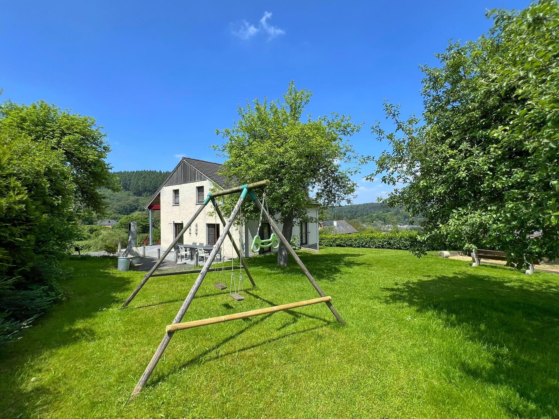 Ruim rolstoeltoegankelijk chalet voor 10 personen met uitzicht over het Ourthedal - foto 21