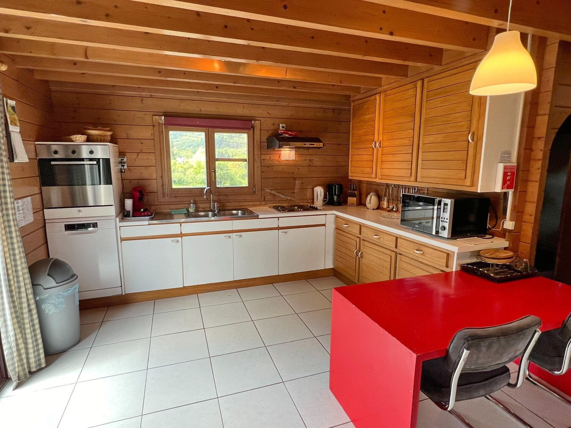 Ruim rolstoeltoegankelijk chalet voor 10 personen met uitzicht over het Ourthedal - foto 7