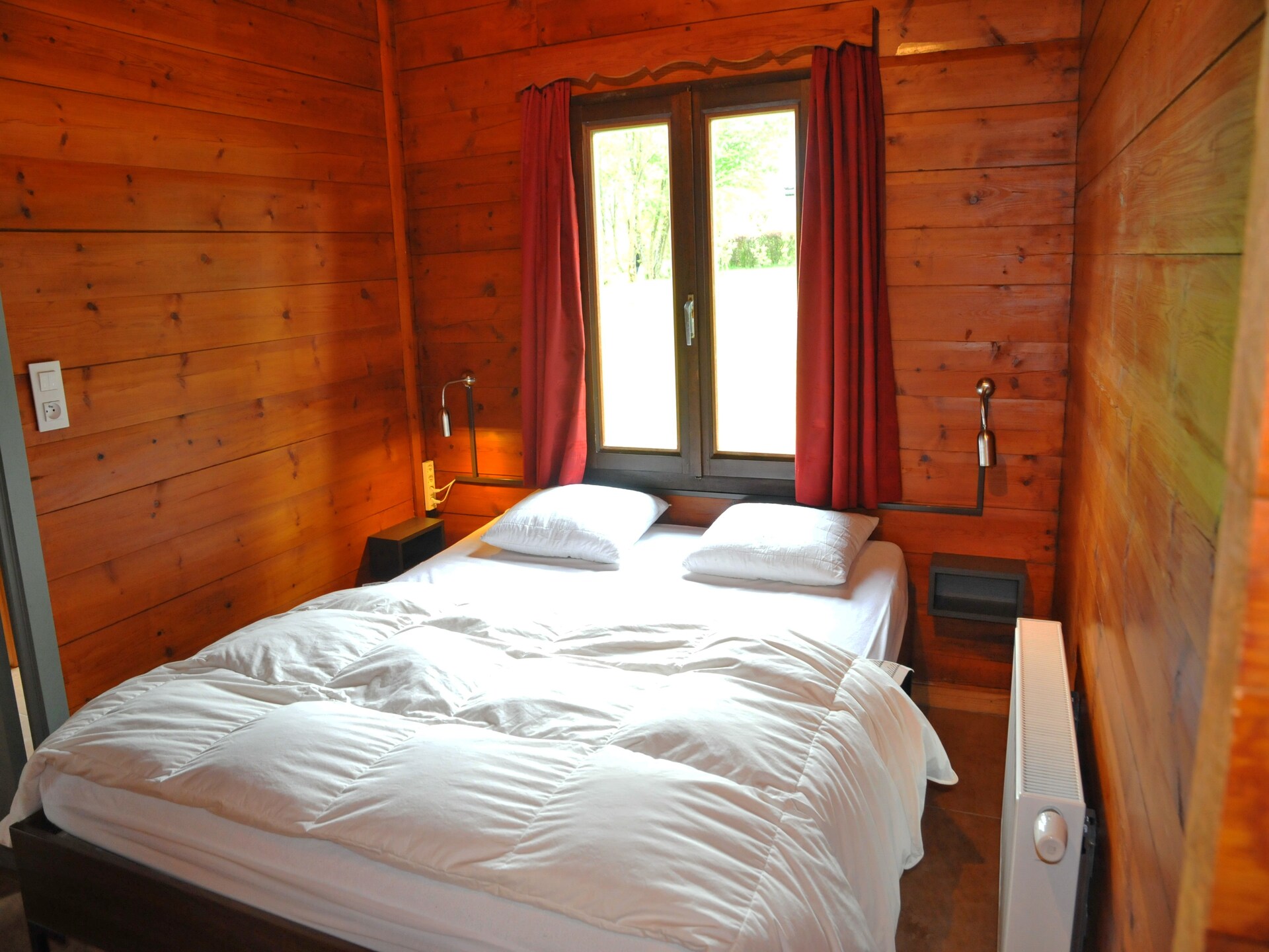 9-persoons bungalow met sauna en haard in Hour - foto 7