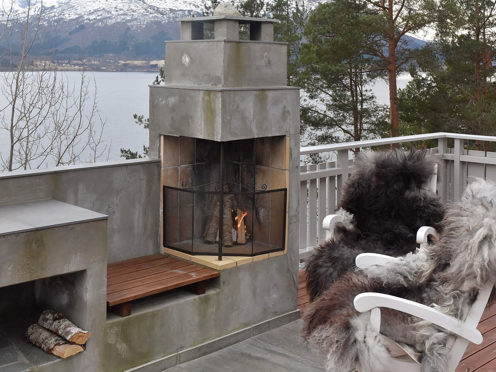 Ruim vakantiehuis in Eidsvåg direct aan het Langfjord - foto 3