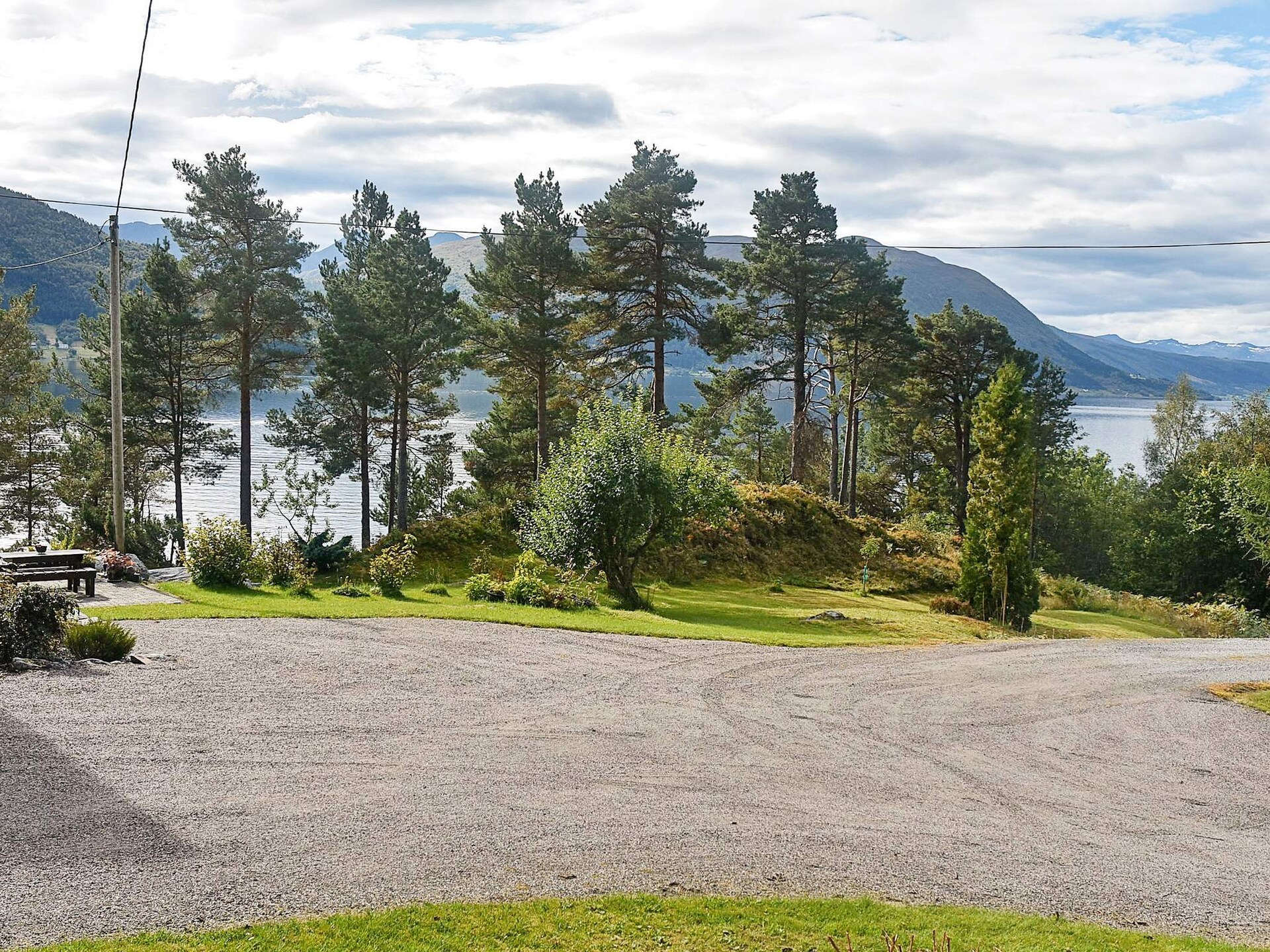 Ruim vakantiehuis in Eidsvåg direct aan het Langfjord - foto 7