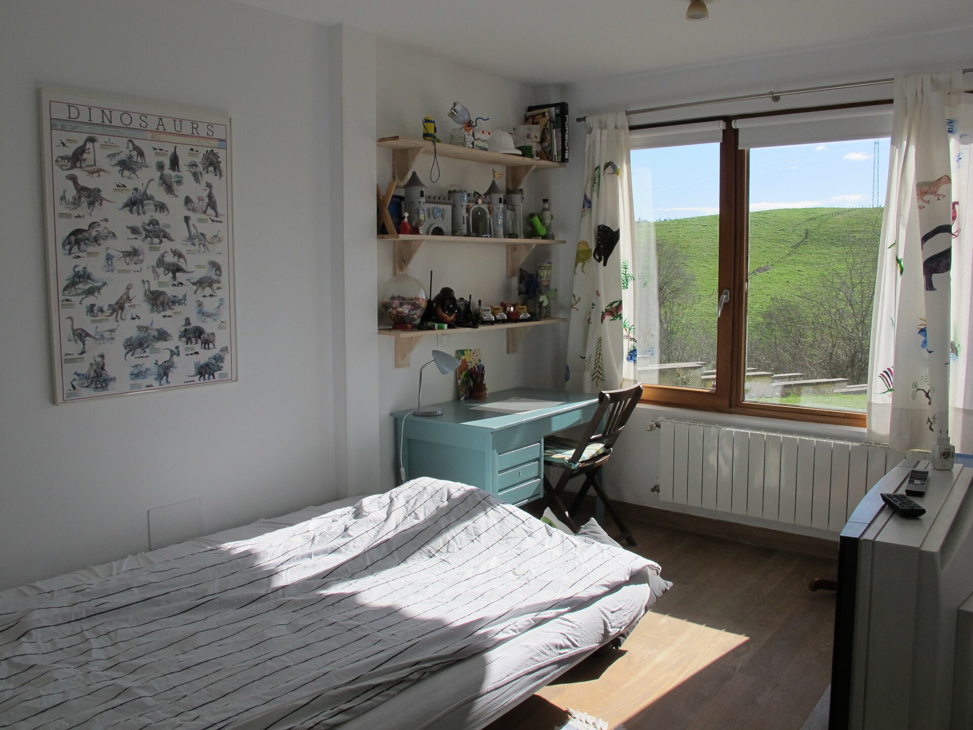 Ruim vakantiehuis met 4 slaapkamers, tuin en bubbelbad nabij Santander - foto 19