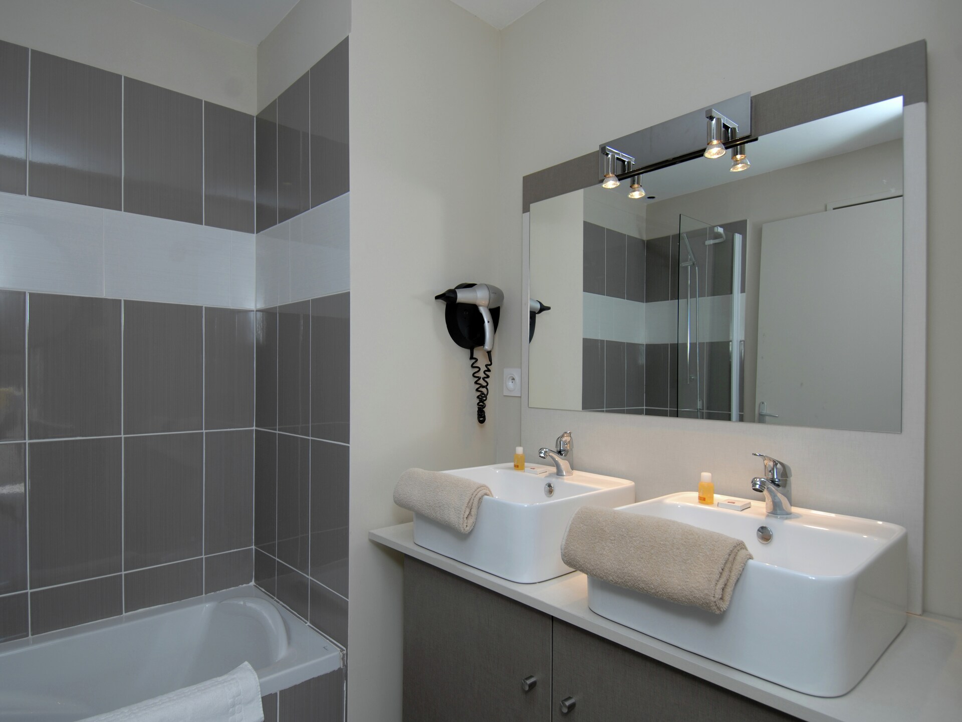 Modern appartement voor 8 personen op autovrij vakantiepark in Cap d'Agde - foto 11