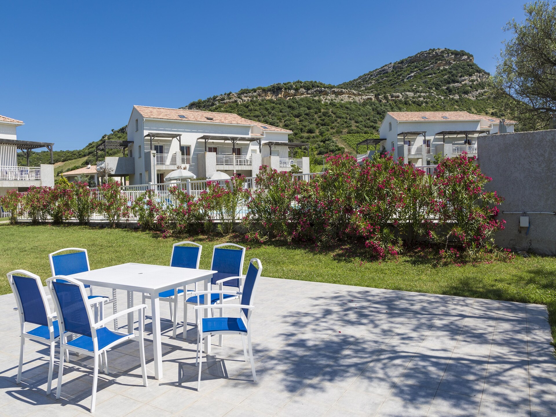Modern appartement met airco en terras nabij Saint-Florent - foto 17