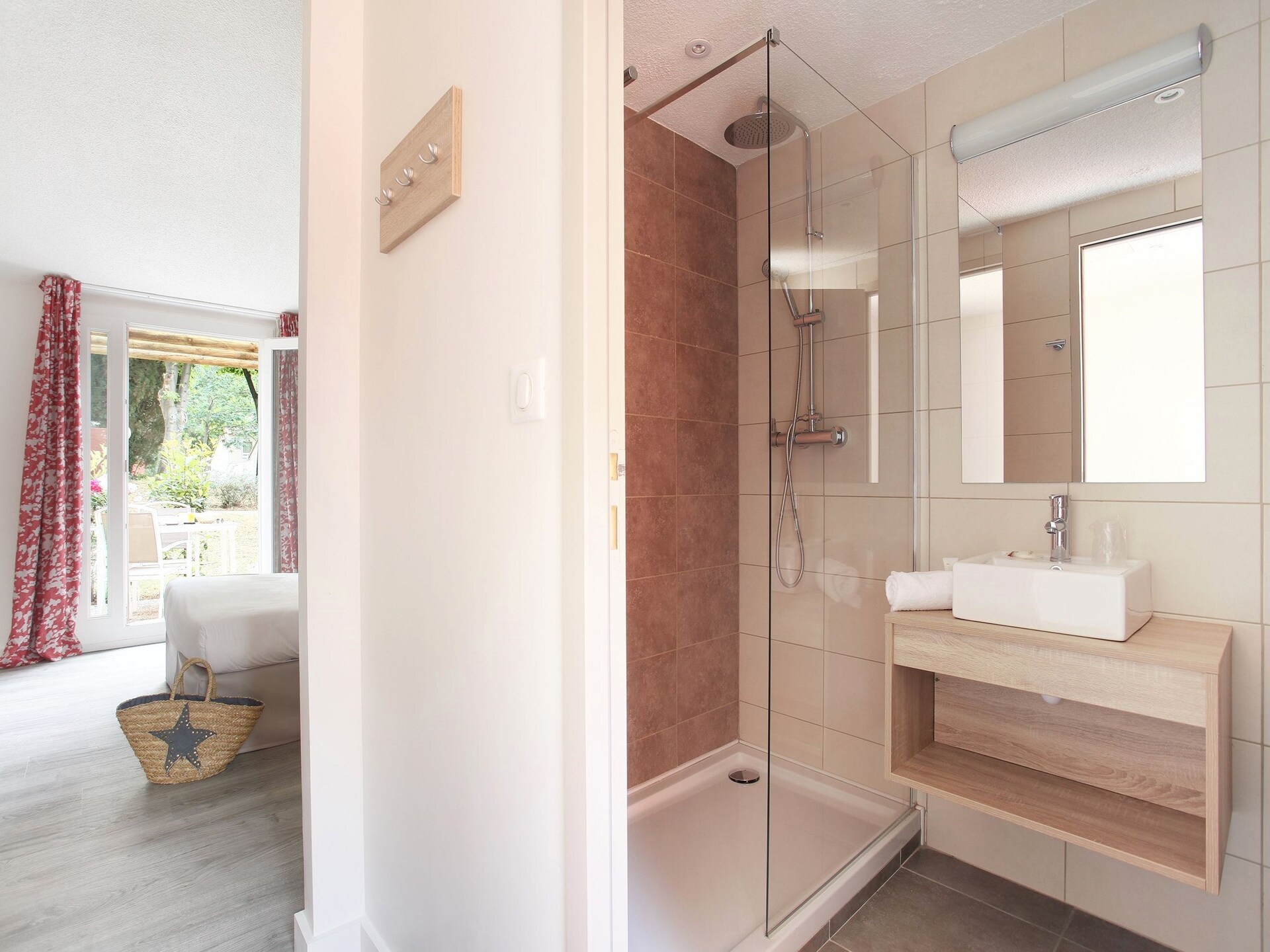 Knus appartement in Arles op rustig vakantiepark - foto 11