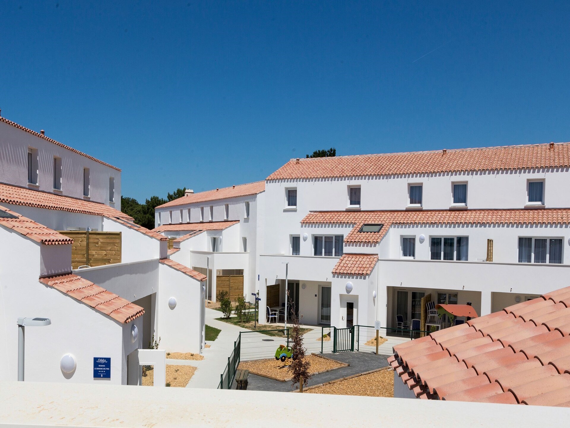 Knus appartement voor 6 op vakantiepark Le Domaine des Pins in Noirmoutier - foto 17