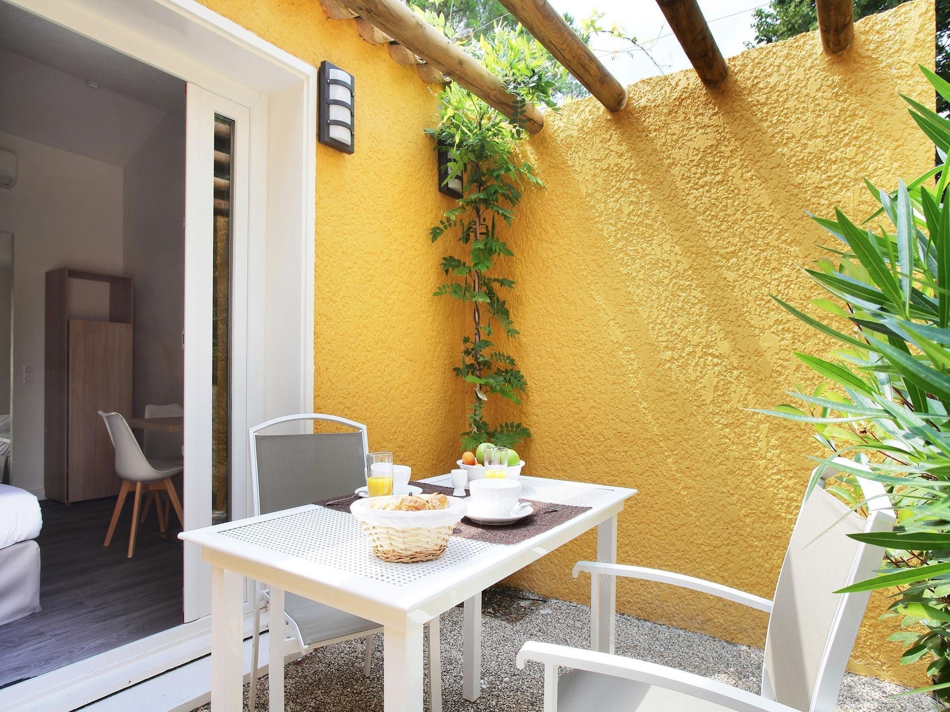 Sfeervol duplex appartement in Arles bij Le Village Camarguais - foto 19