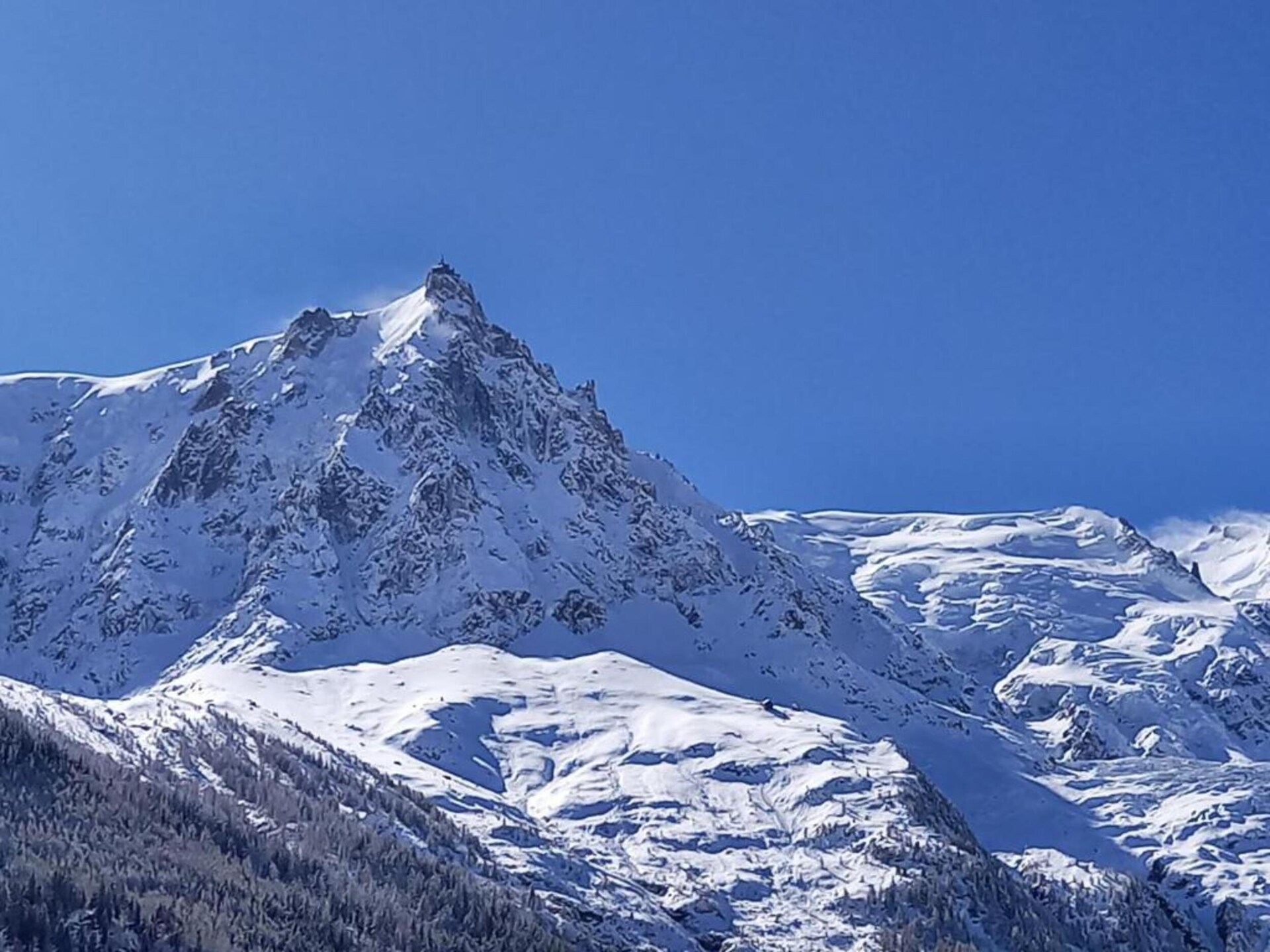 Ruim appartement voor 6 personen in Chamonix met zwembad en balkon - foto 39