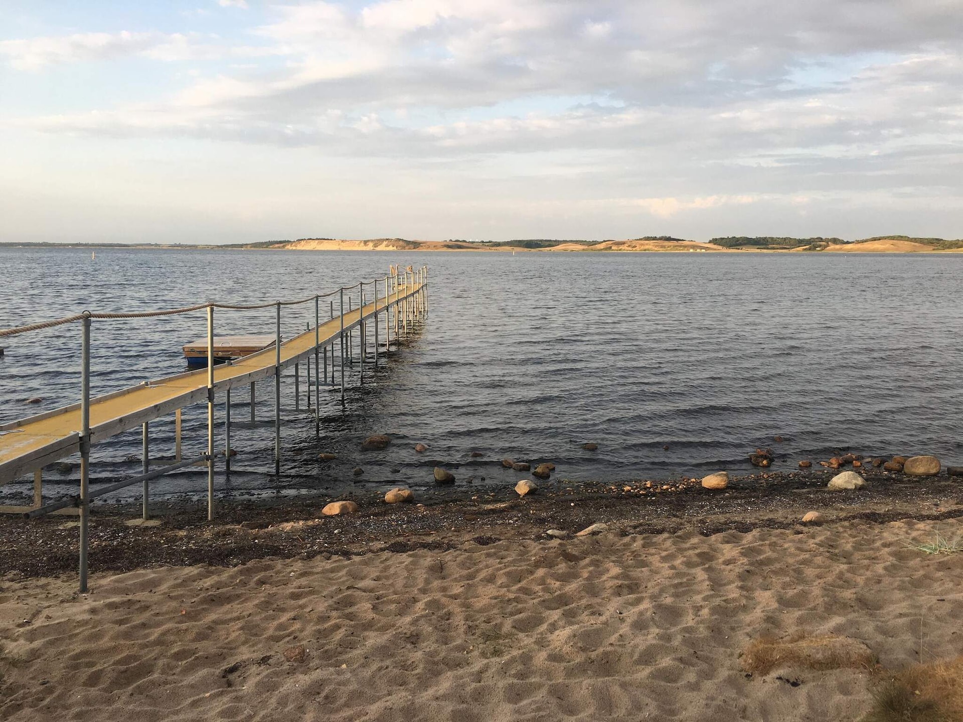 8-persoons vakantiehuis in Højslev op 600 m van zee - foto 16