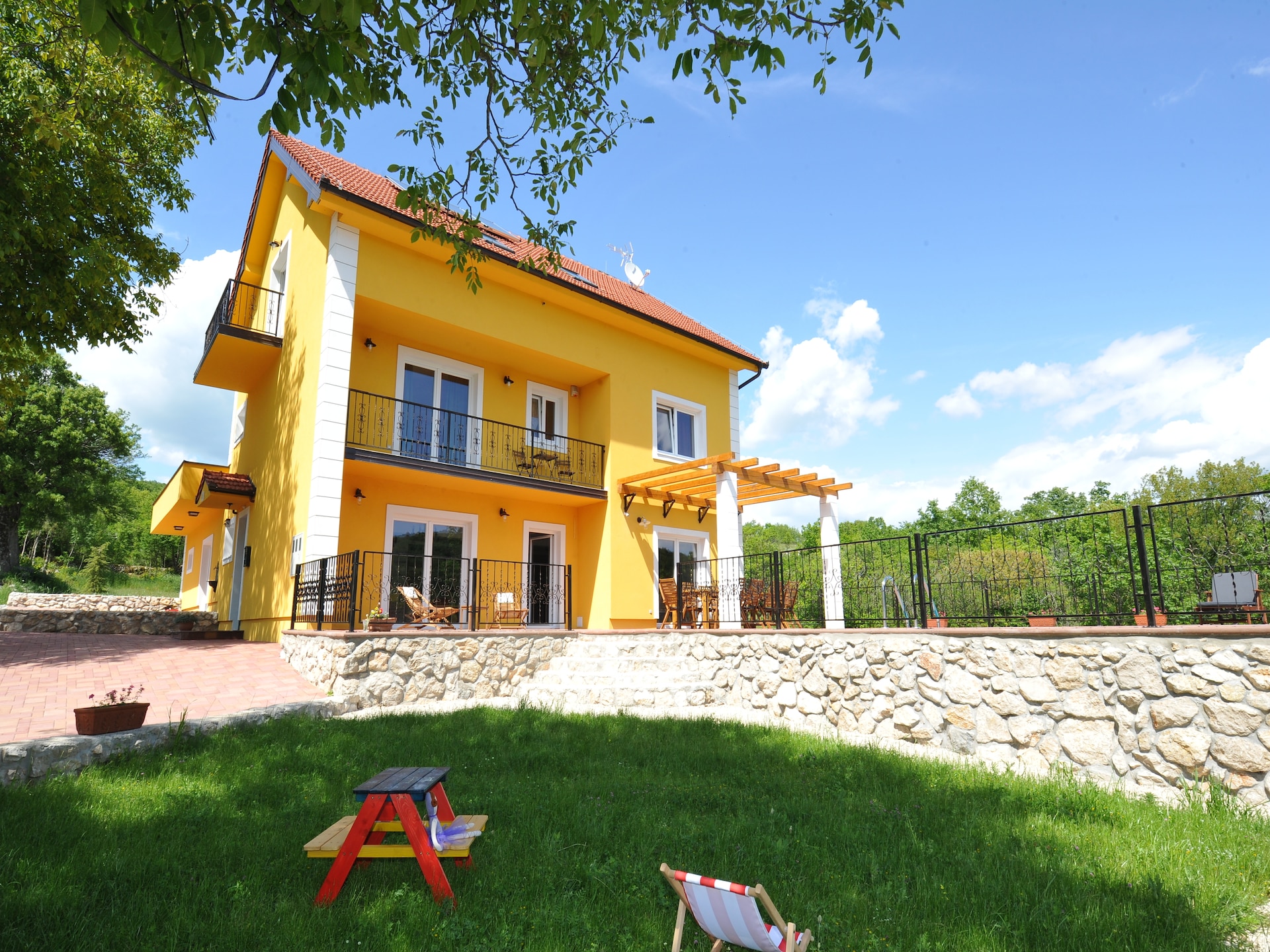 Villa Perfect Relax: Ruim vakantiehuis met privézwembad voor 10 personen in Tijarica - foto 22