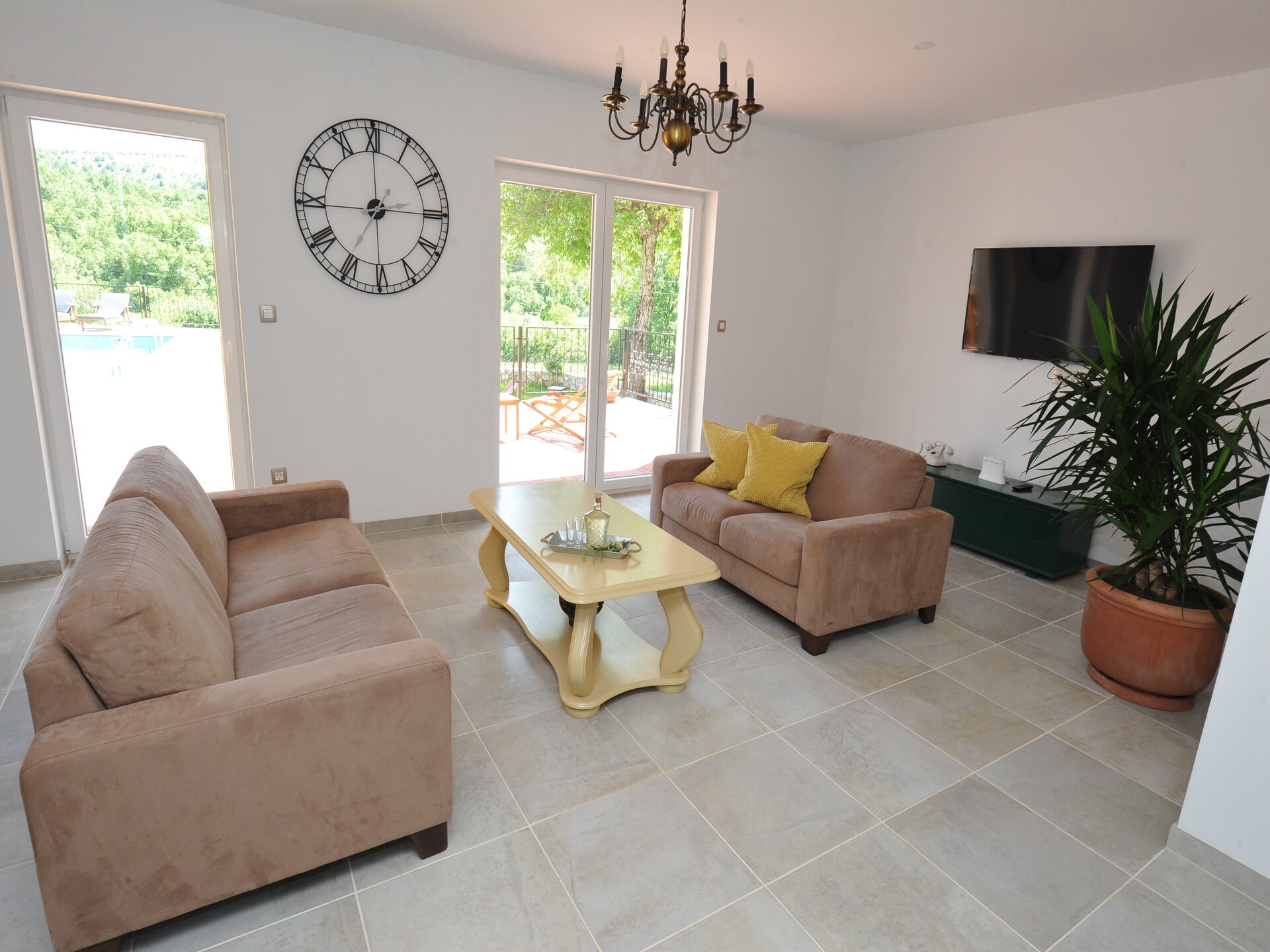 Villa Perfect Relax: Ruim vakantiehuis met privézwembad voor 10 personen in Tijarica - foto 16
