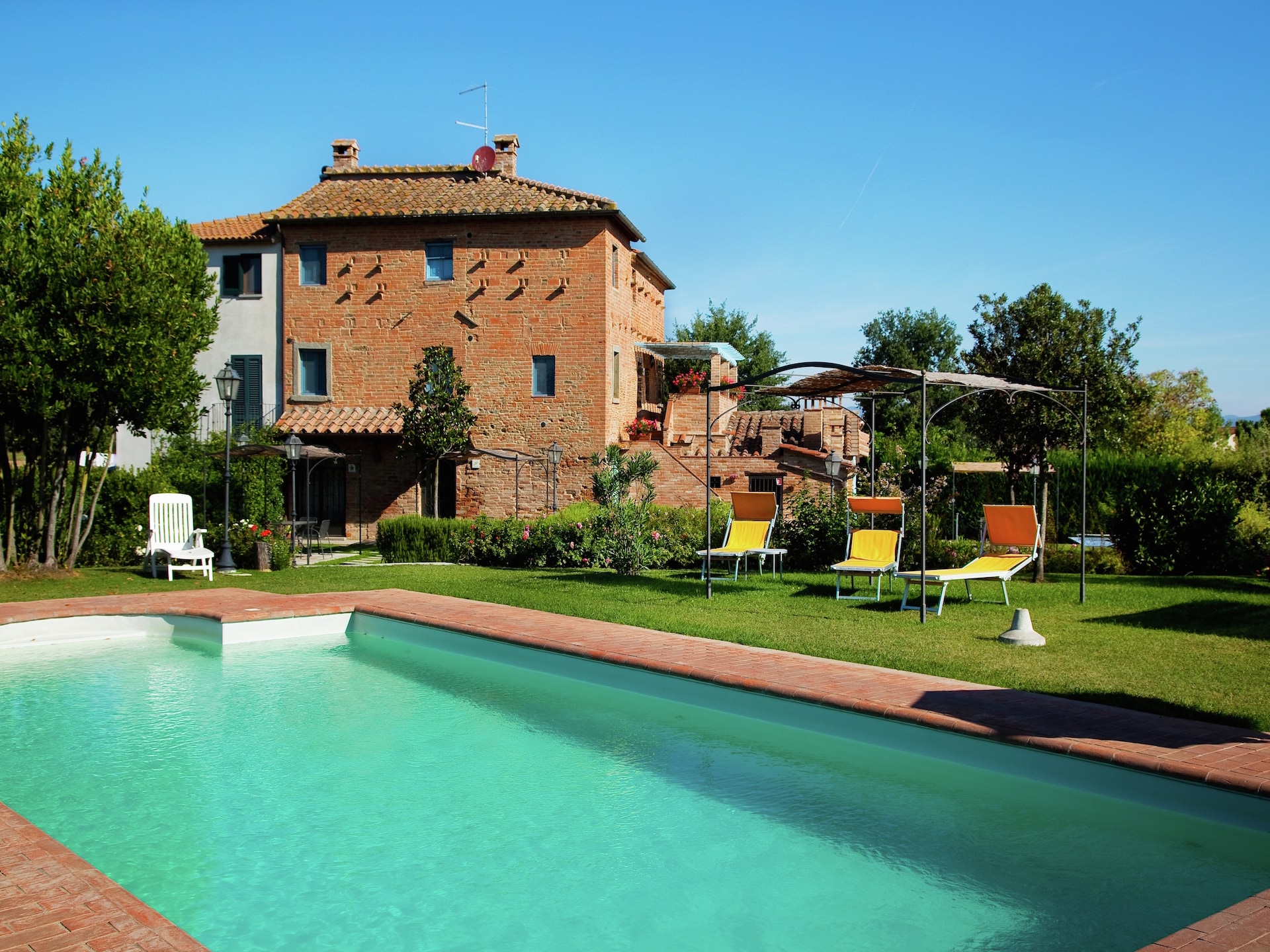 Op 1,0 km van centrum Cortona: Ruime villa met privézwembad - foto 2