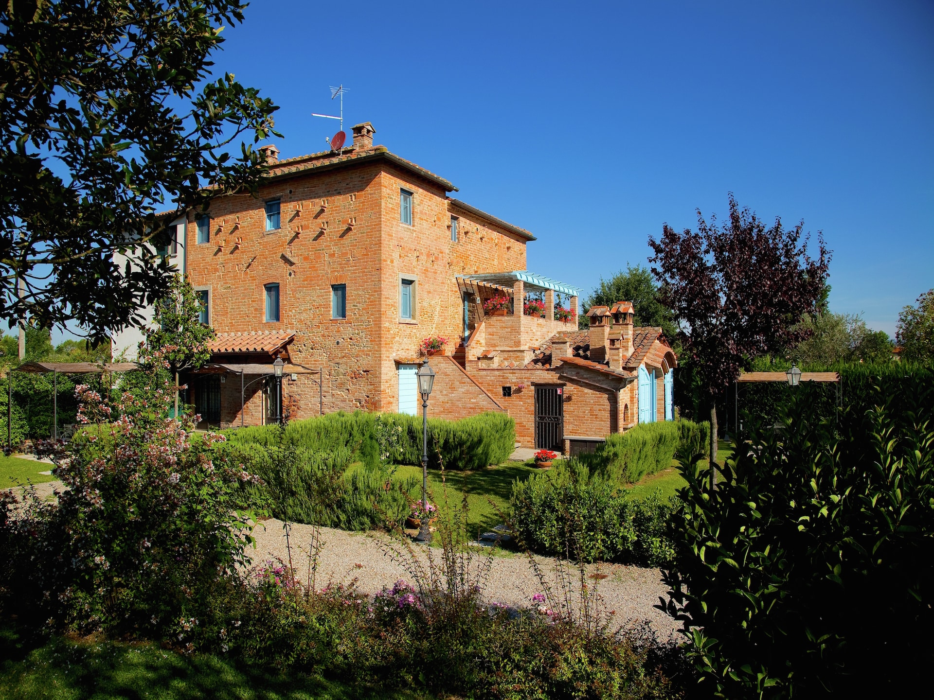 Op 1,0 km van centrum Cortona: Ruime villa met privézwembad - foto 12