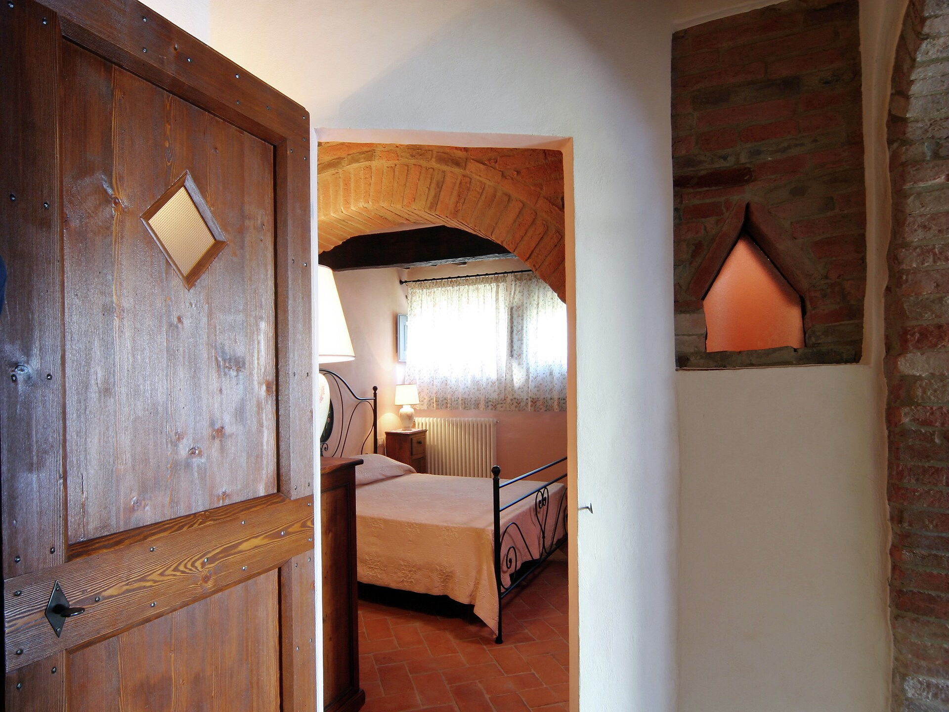 Op 1,0 km van centrum Cortona: Ruime villa met privézwembad - foto 22