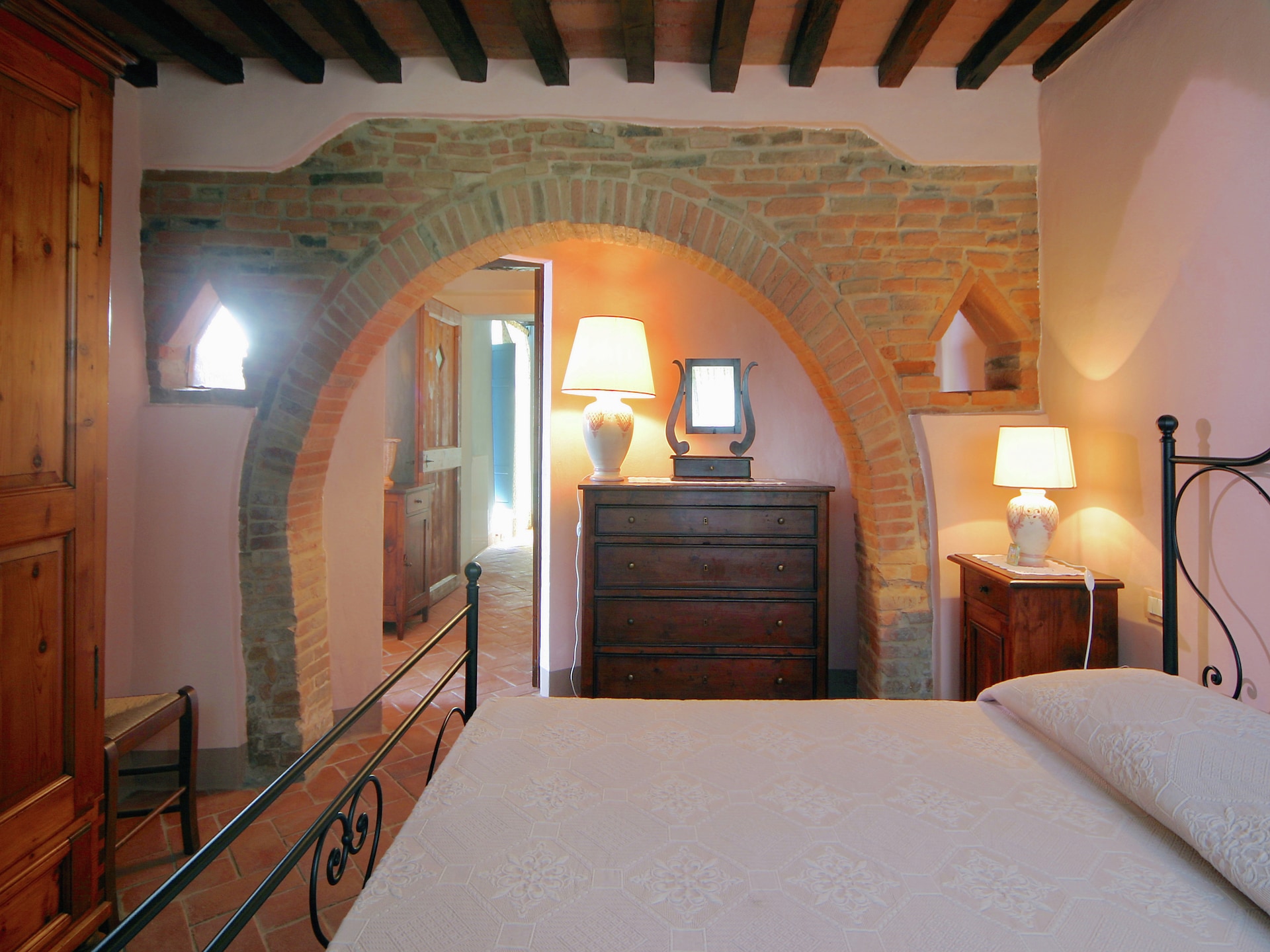 Op 1,0 km van centrum Cortona: Ruime villa met privézwembad - foto 26