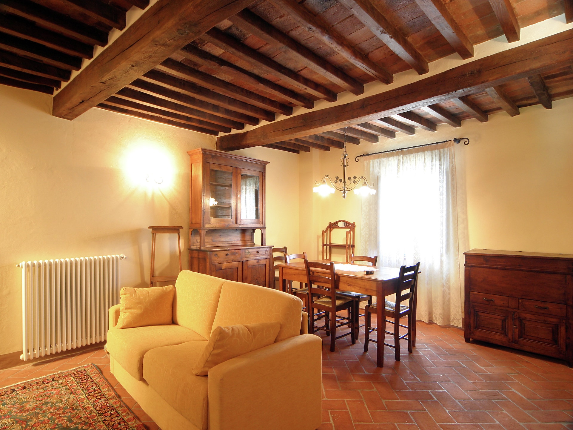 Op 1,0 km van centrum Cortona: Ruime villa met privézwembad - foto 3
