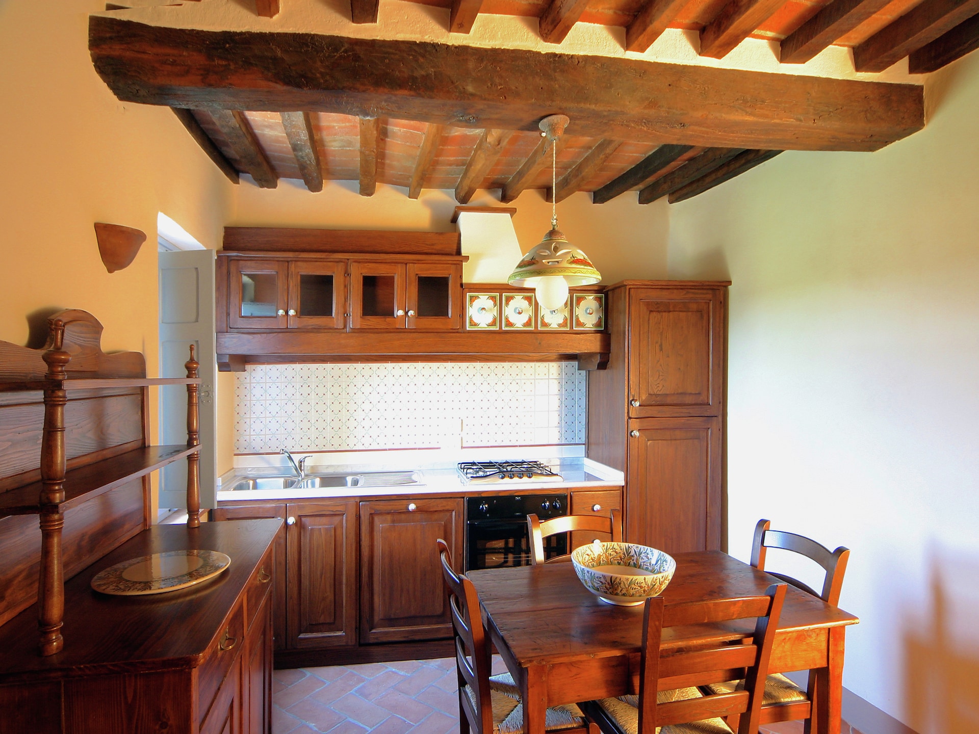 Op 1,0 km van centrum Cortona: Ruime villa met privézwembad - foto 19