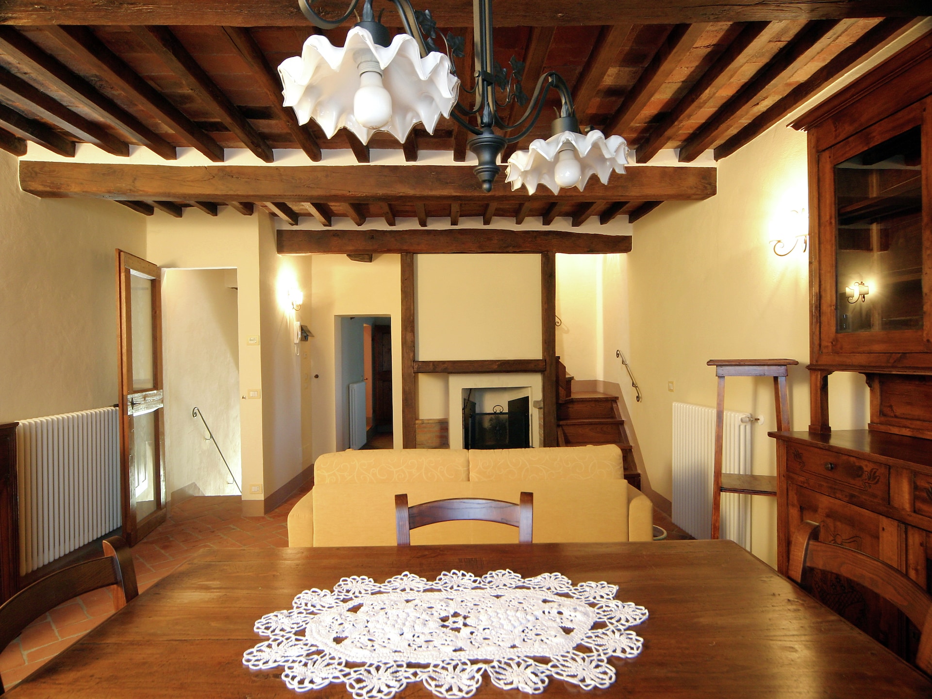 Op 1,0 km van centrum Cortona: Ruime villa met privézwembad - foto 16
