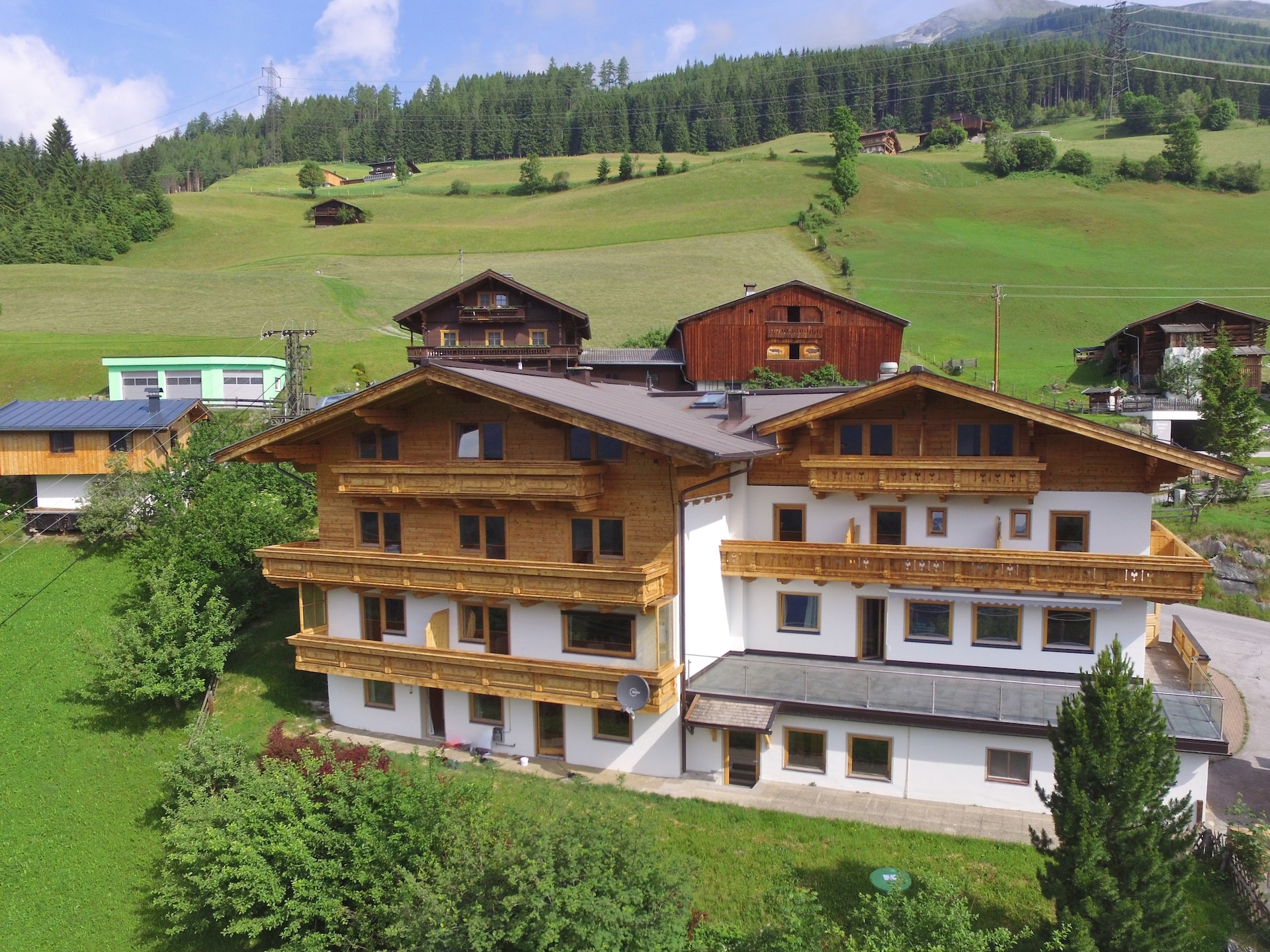 Luxe Chalet Bergerblick in Wald-Königsleiten voor 50 personen - foto 1