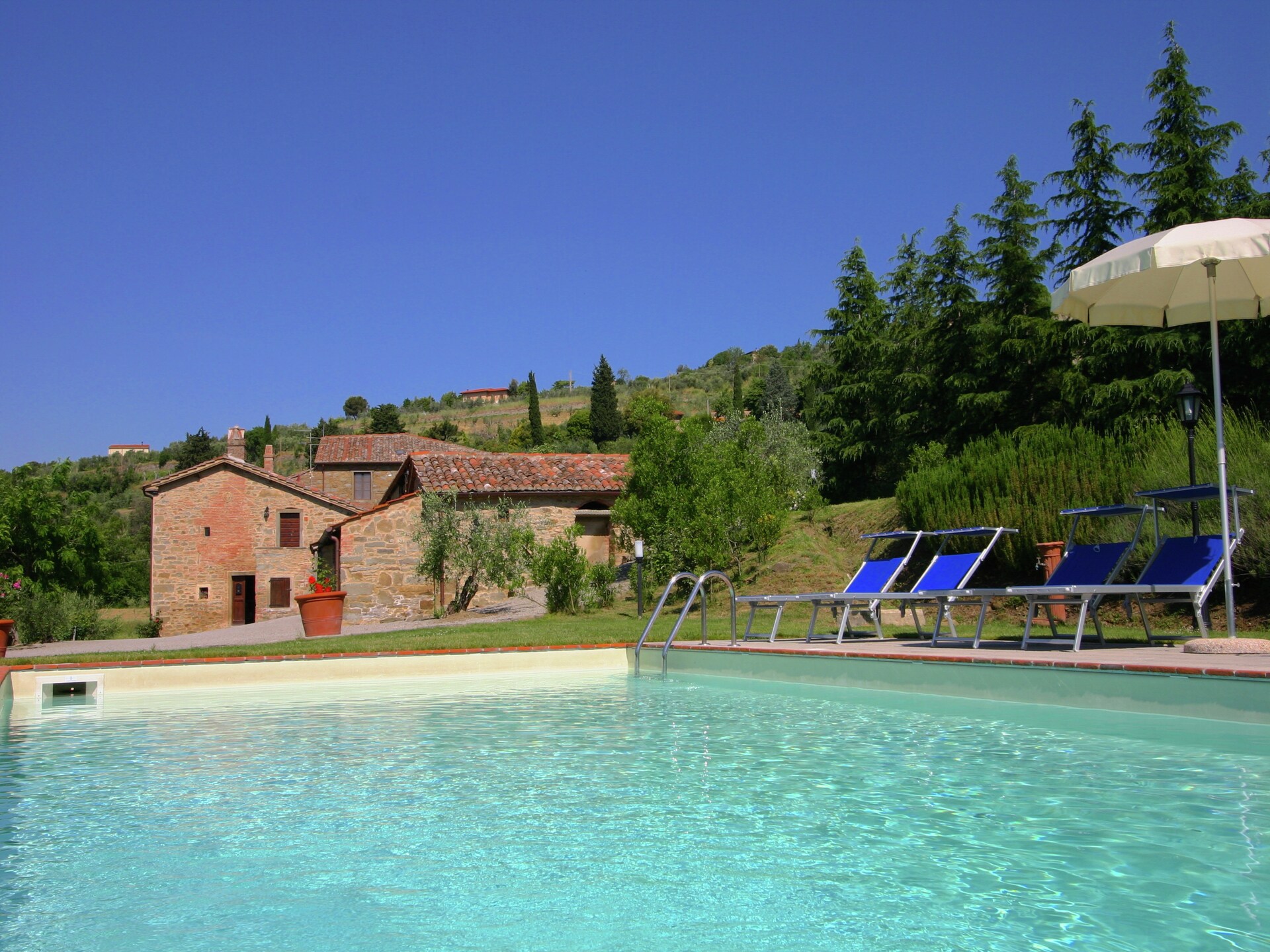 Ruime villa met privézwembad voor 17 personen nabij centrum Cortona - foto 10