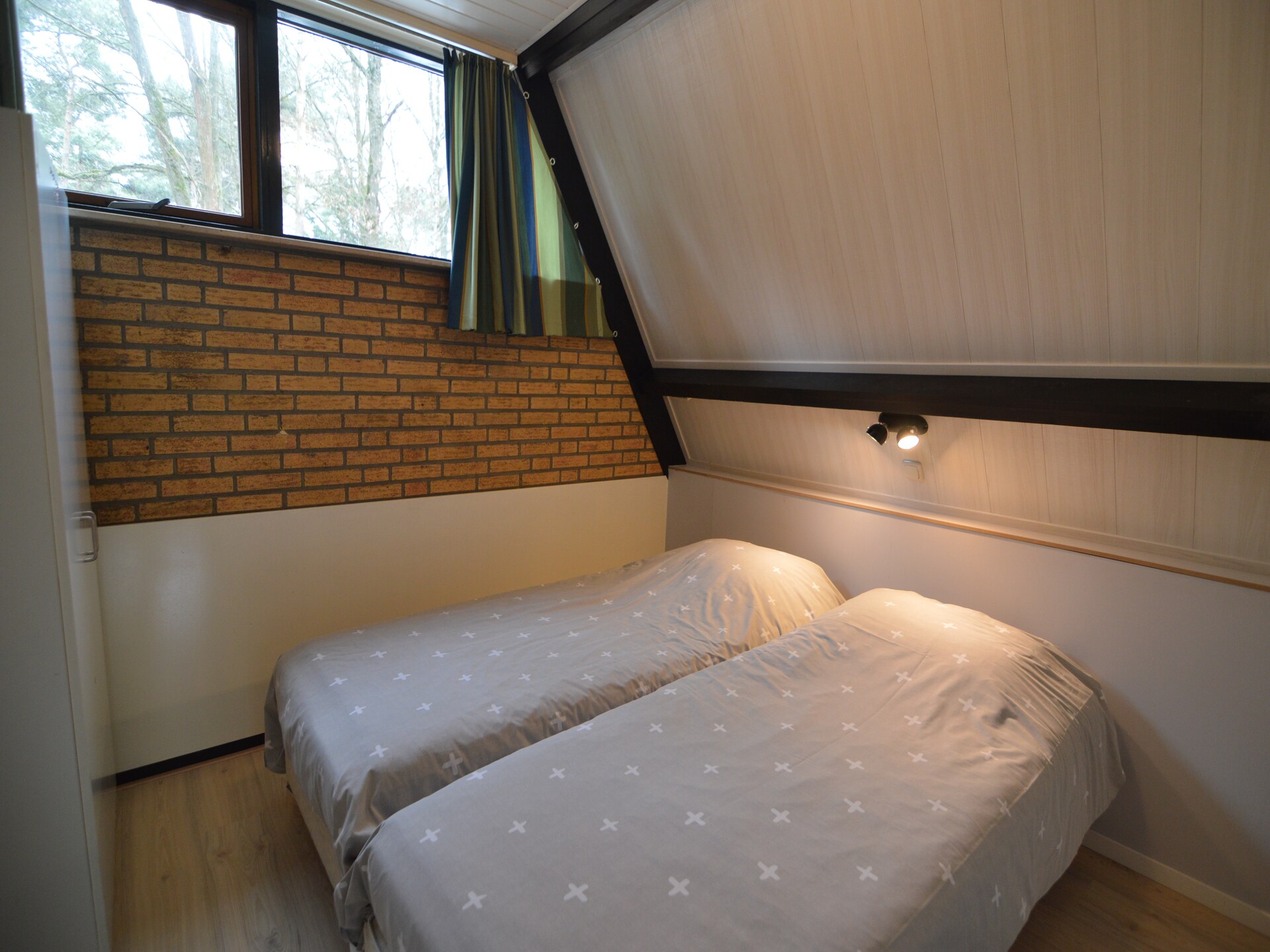 Limburgse bungalow in bosrijk vakantiepark voor 6 personen - foto 11