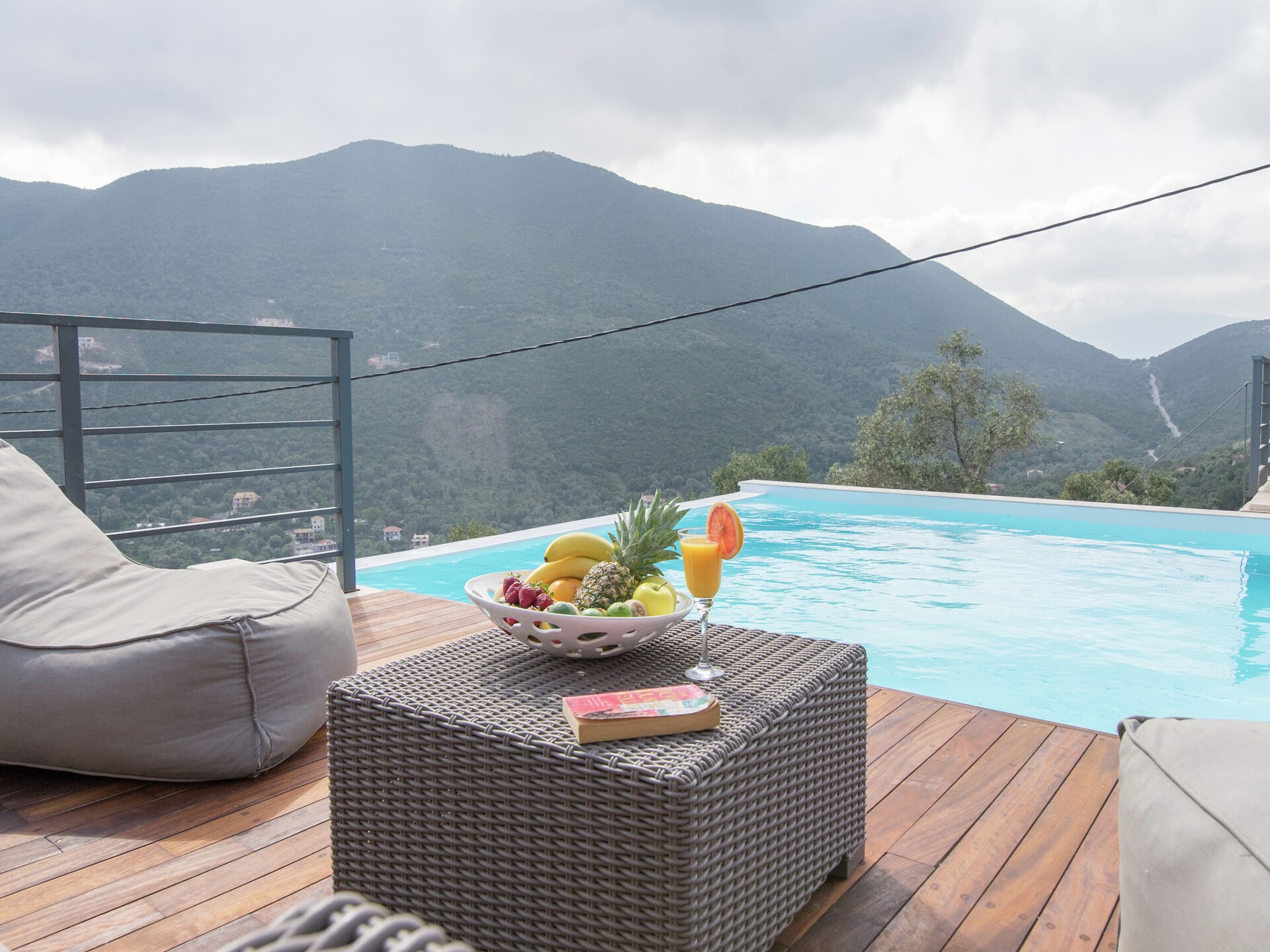 Villa Fallon: Ruime vakantievilla met privézwembad op Lefkas - foto 2