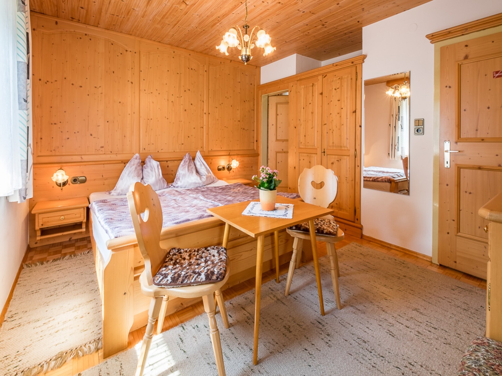 Ruim 8-persoons appartement aan de golfbaan bij Fügen - foto 16