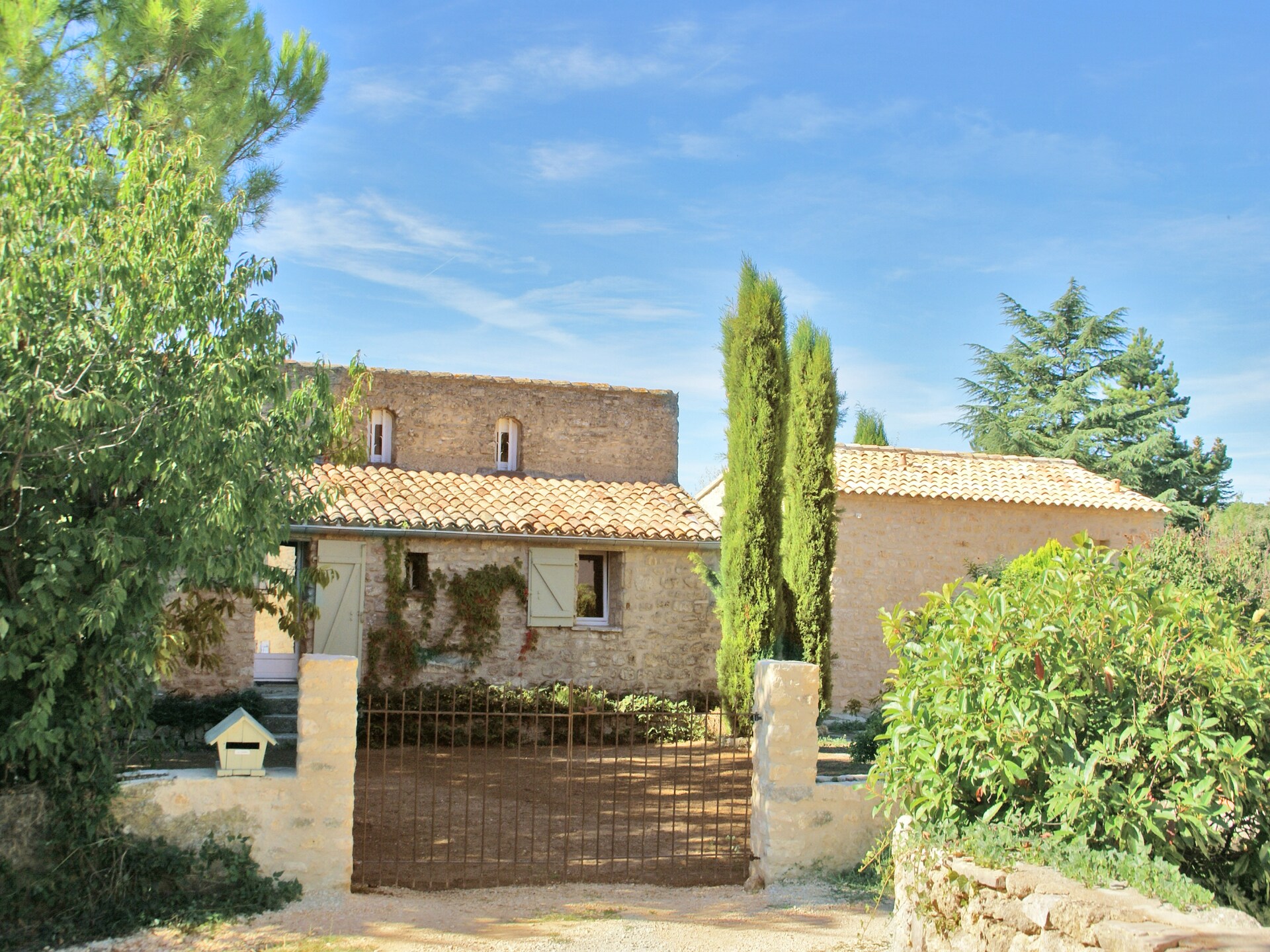 Villa Repos in Viens: Ruimte, privézwembad en authentiek Provençaals leven - foto 4