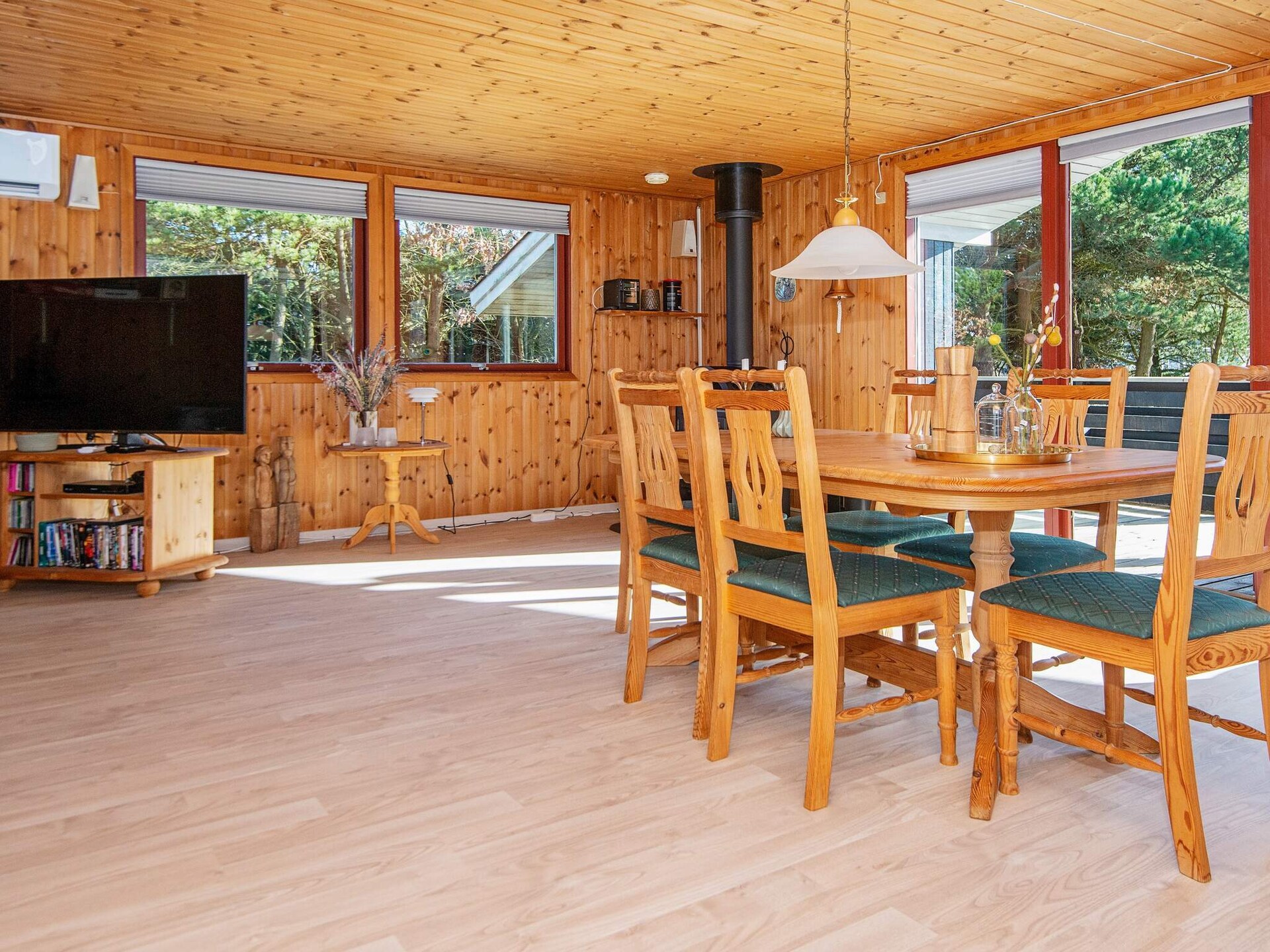 Gerenoveerd vakantiehuis bij Nørhede, 600m van de fjord - foto 25