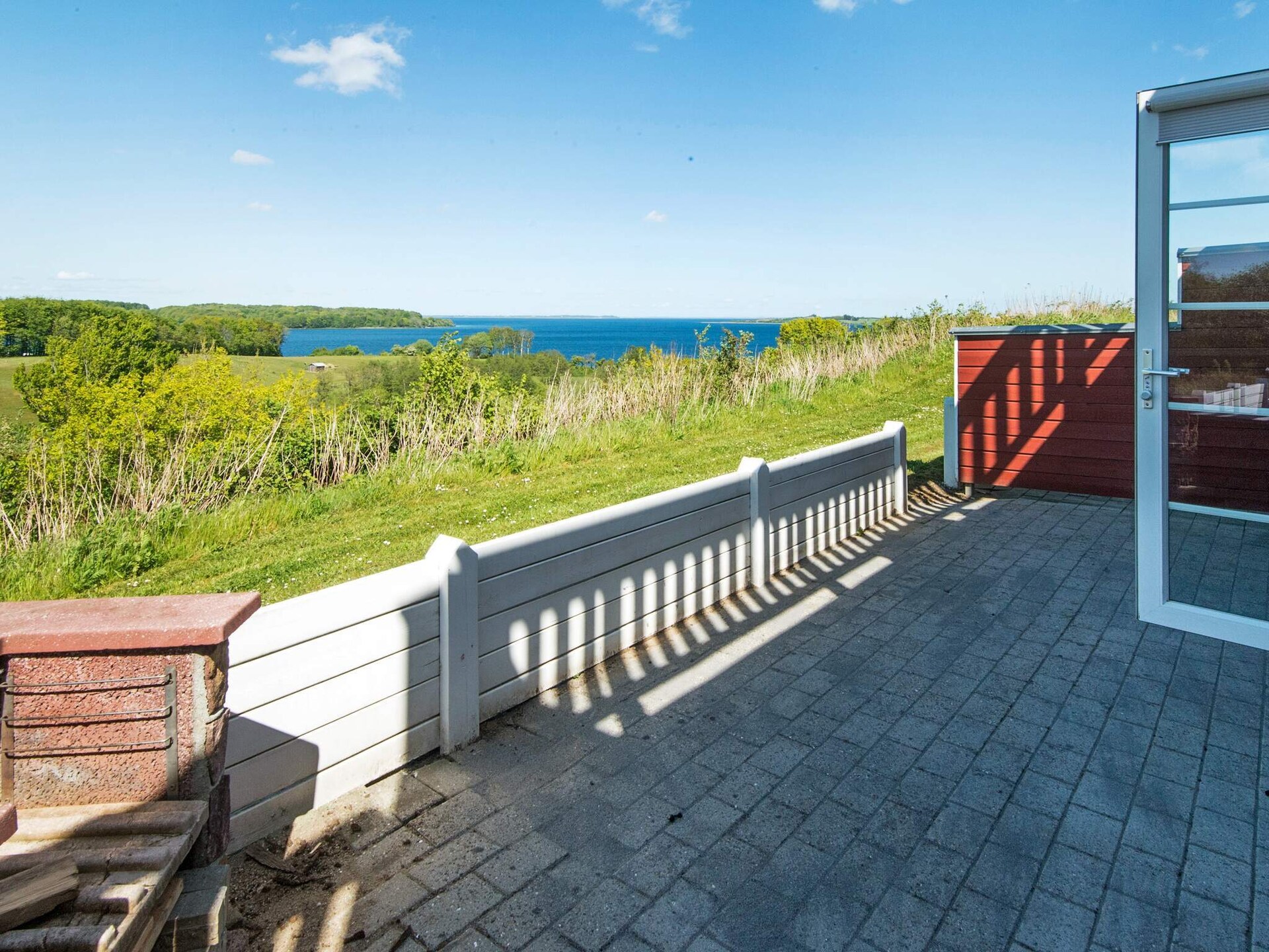 Licht vakantiehuis met panoramisch uitzicht en whirlpool bij Aabenraa - foto 10