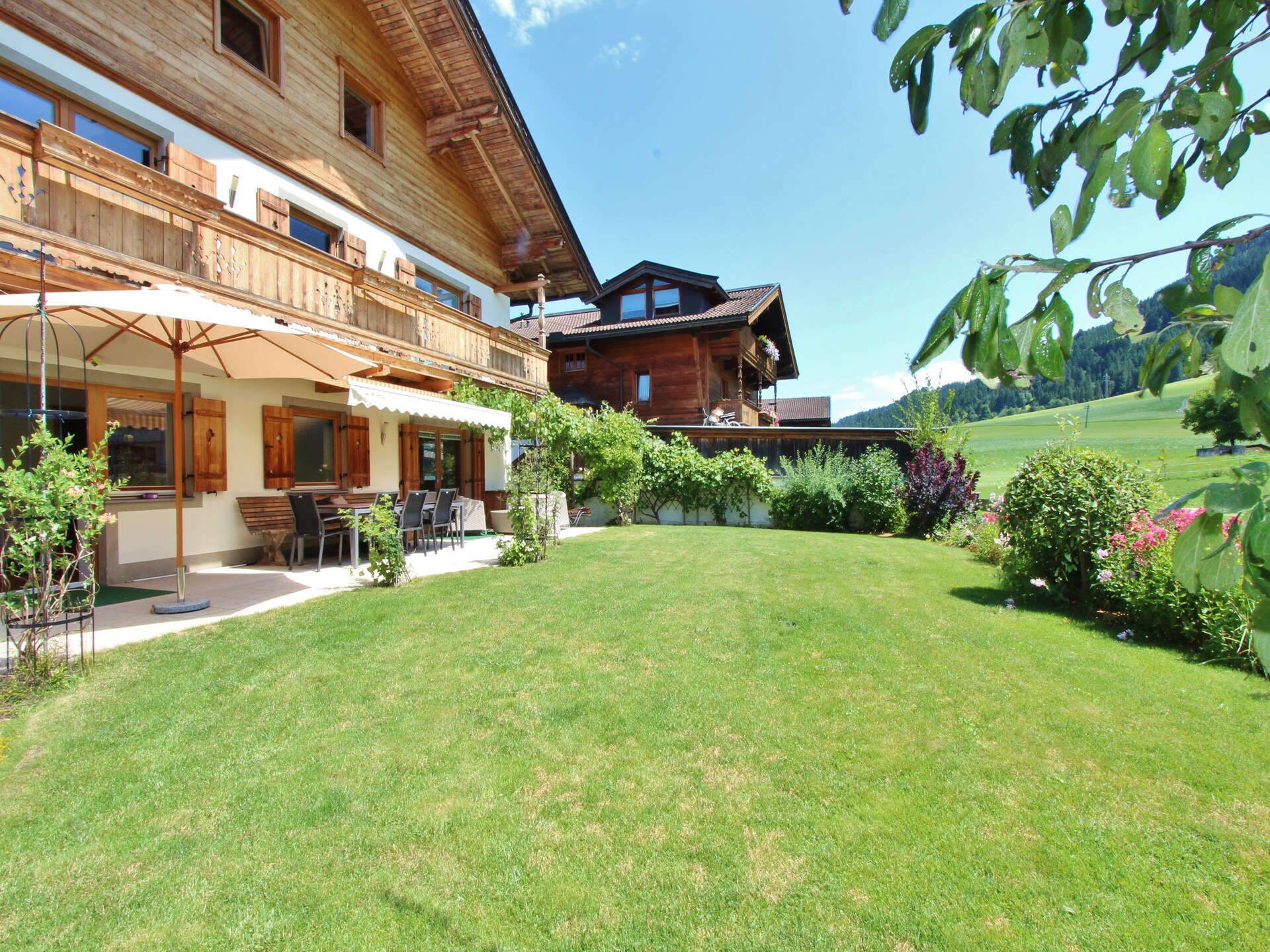 Centraal gelegen chalet in Ellmau direct aan de piste - foto 8