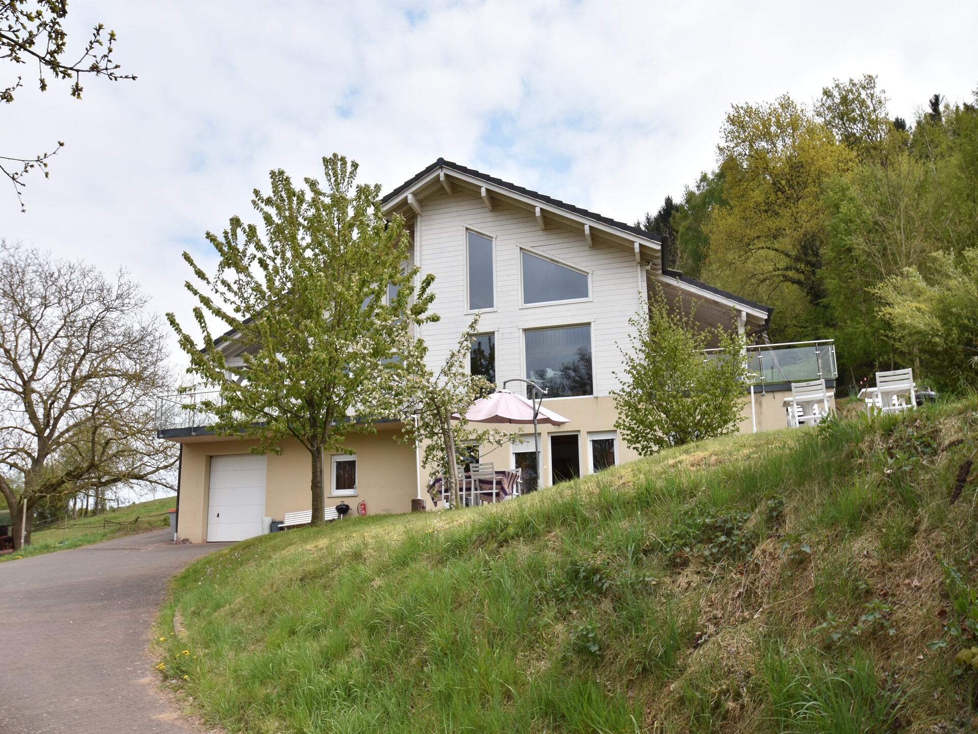 Rolstoelvriendelijk vakantiehuis met privétuin en boszicht in Varsberg - foto 14
