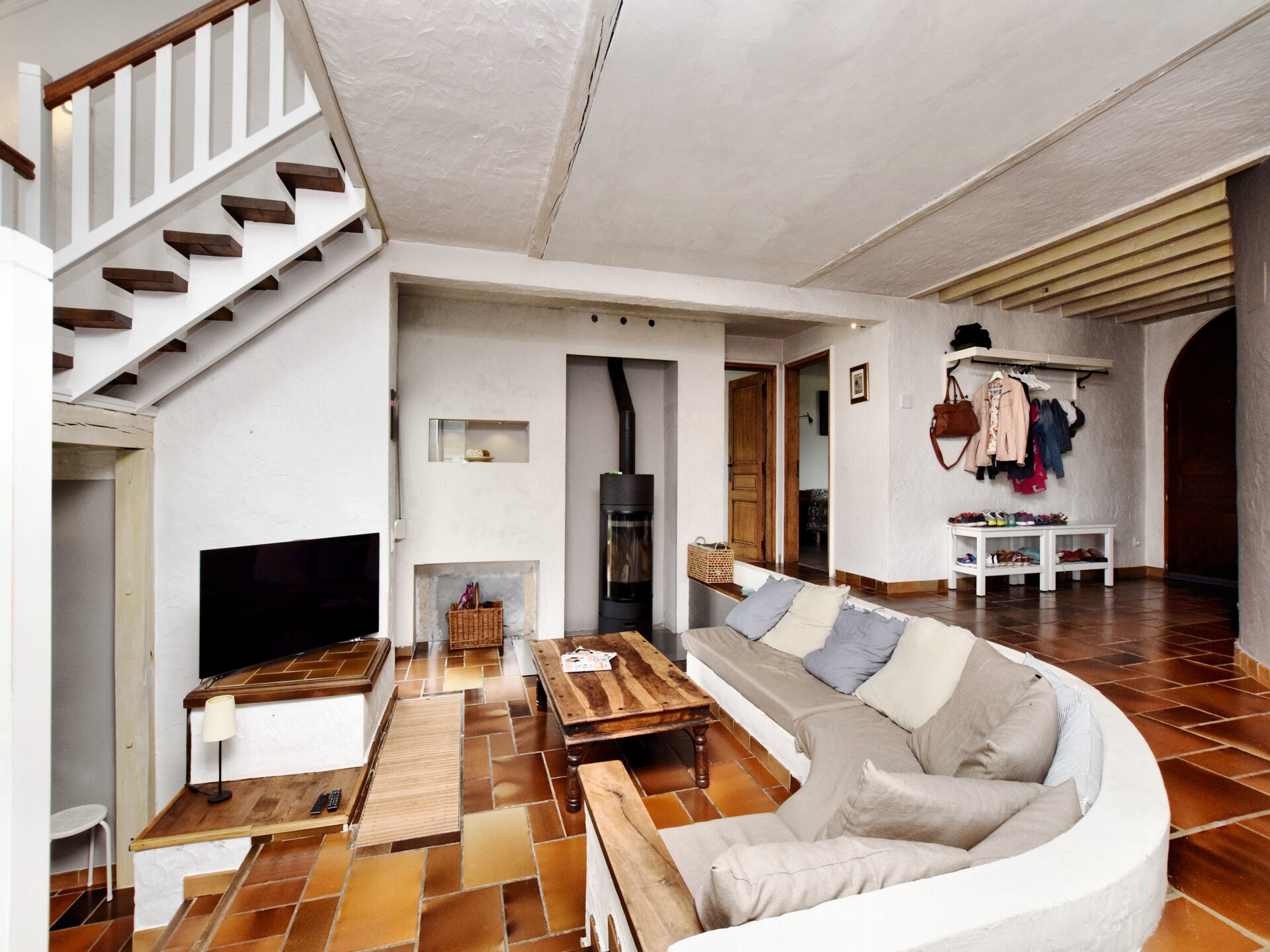 8-persoons vakantiehuis met privézwembad in Virton - foto 10